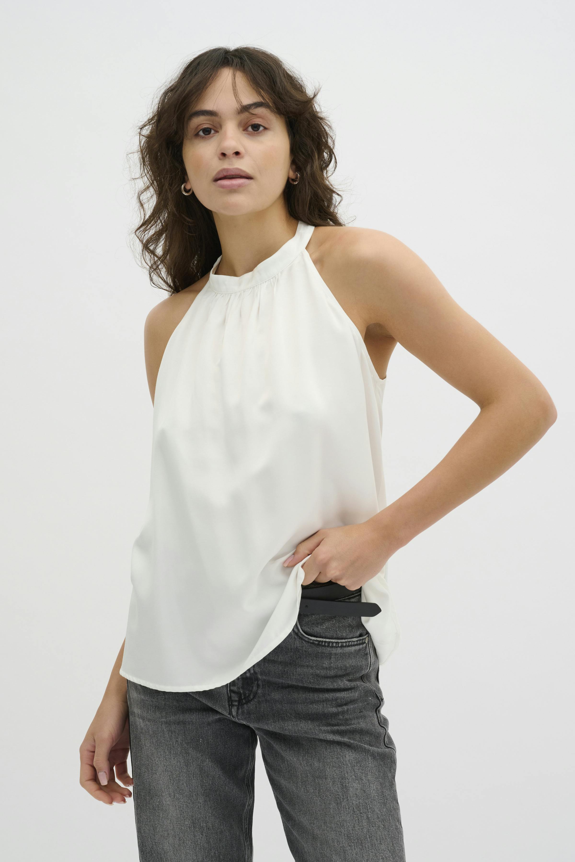 EstelleMW Top LOOKBOOK FRONT 10704728-110602