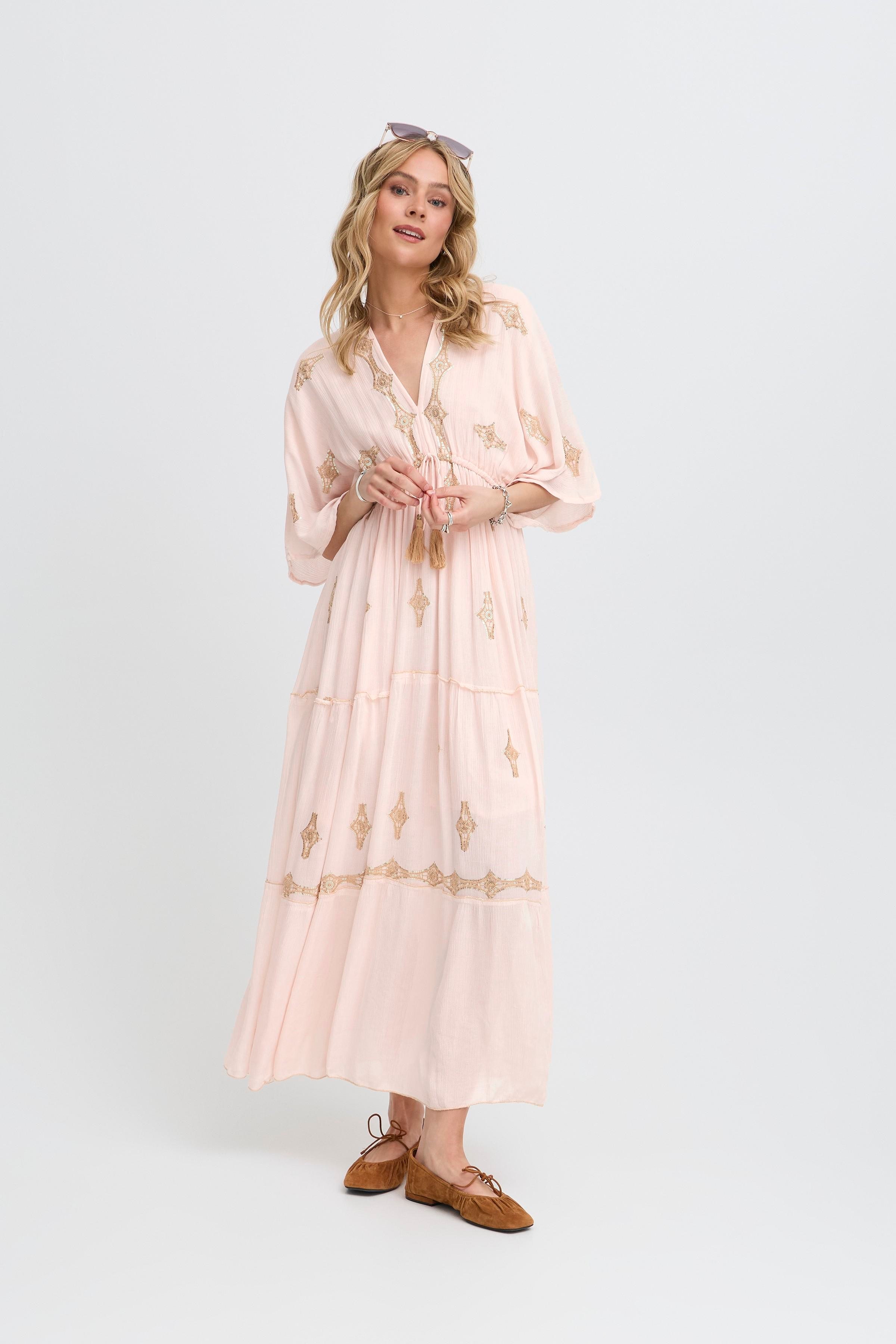 SBILONE Kjole LOOKBOOK FRONT 22100990-141506