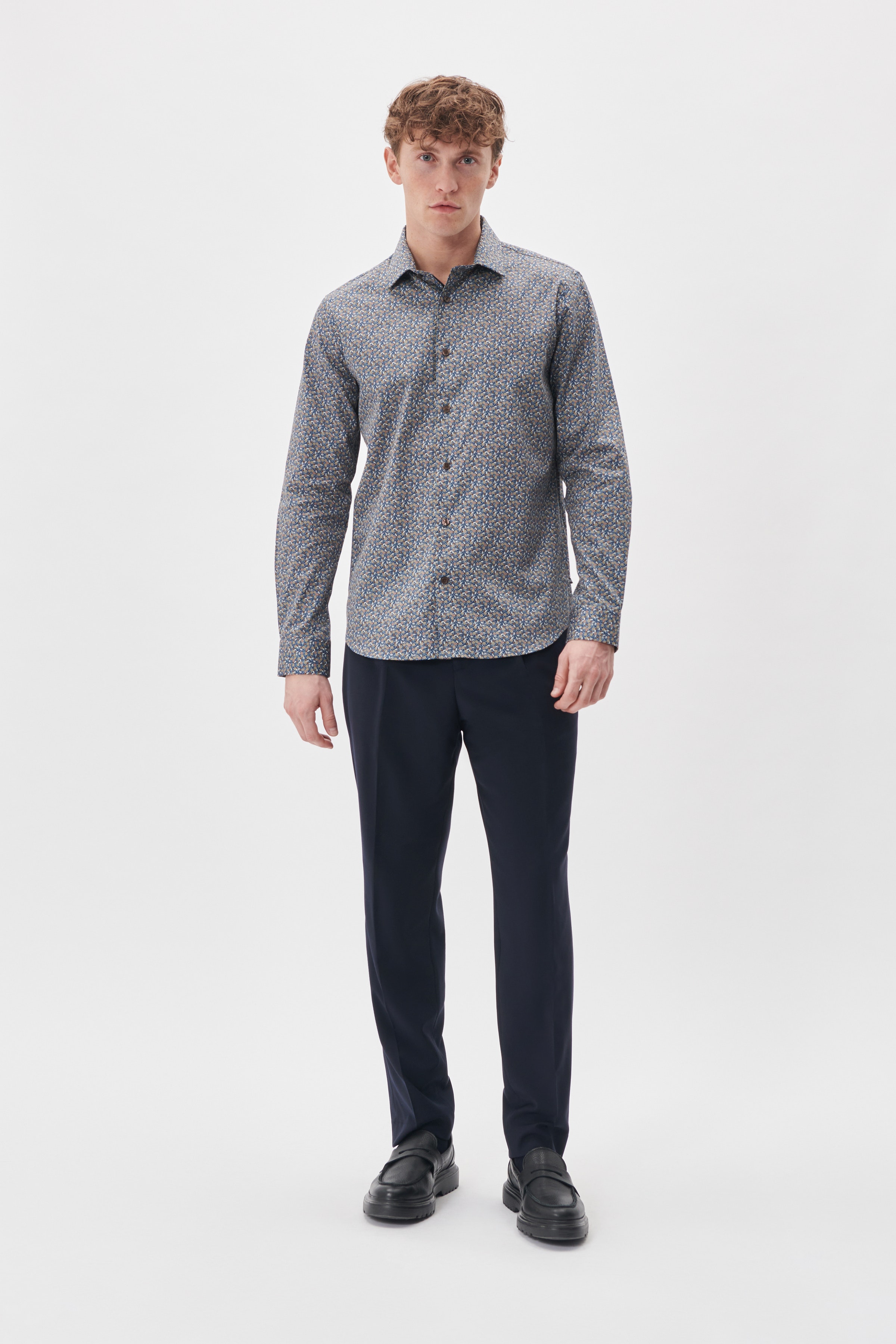 MAtrostol Shirt LOOKBOOK FRONT 30207540-191242