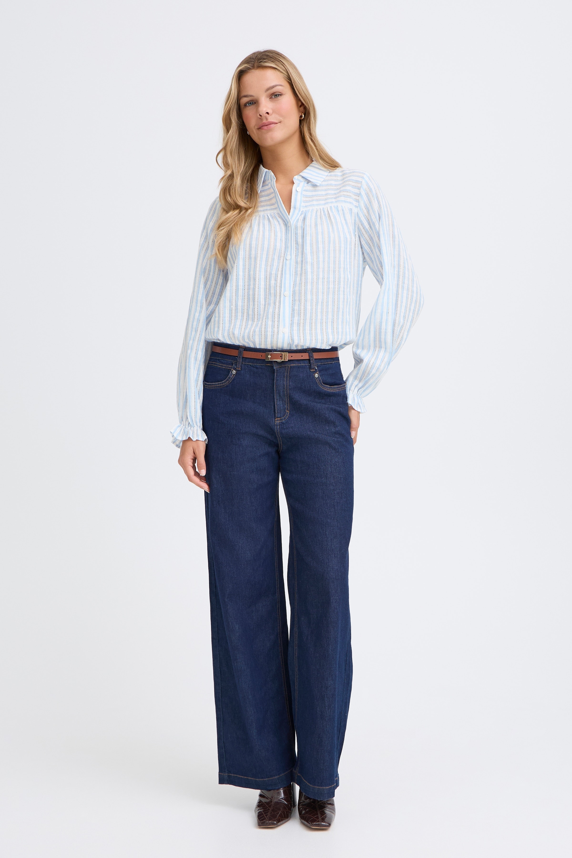 FREVERLY Blouse LOOKBOOK FRONT 20617441-900004051