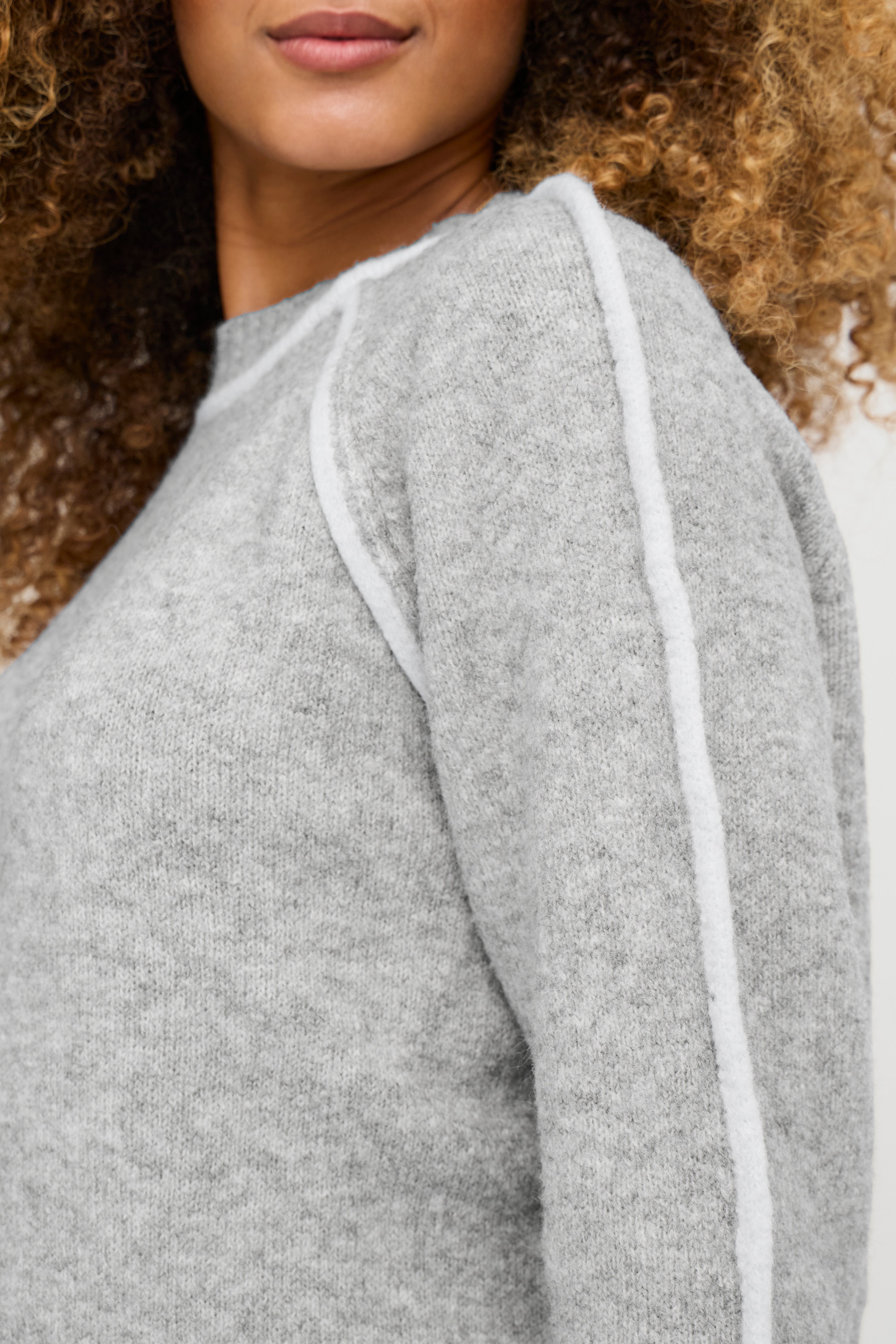 SBMILAN Pullover LOOKBOOK DETAIL 22100836-203619