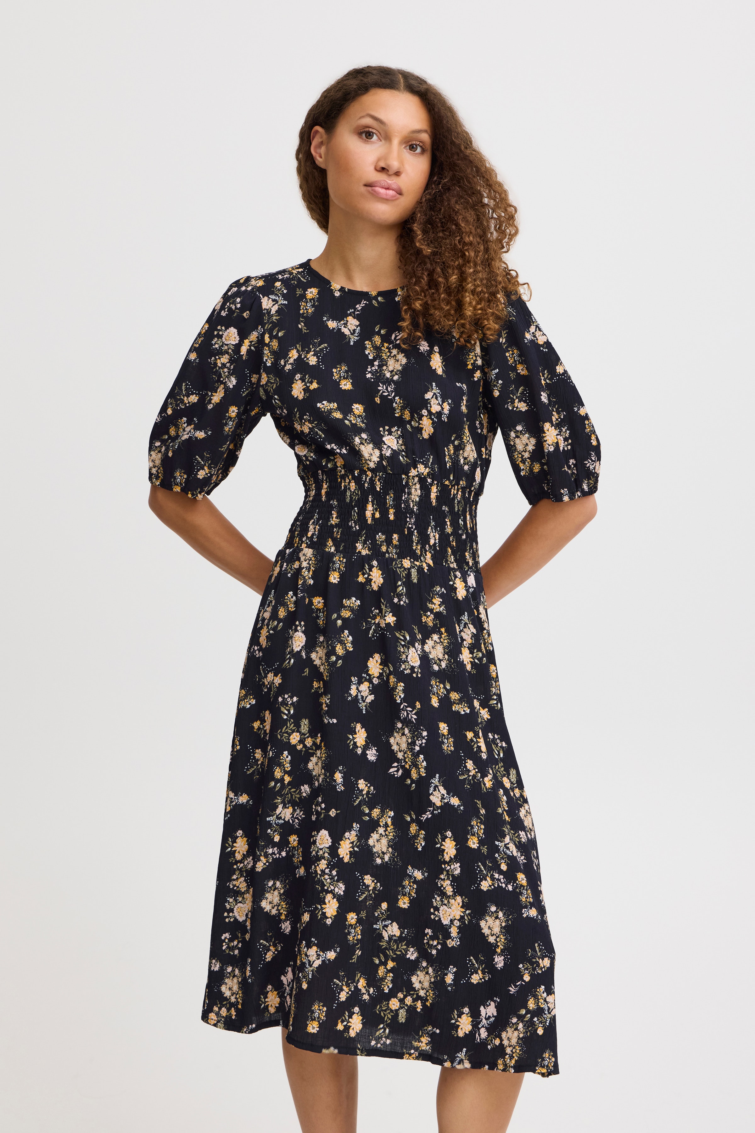 PZTALULLA Kjole LOOKBOOK FRONT 50208286-203589