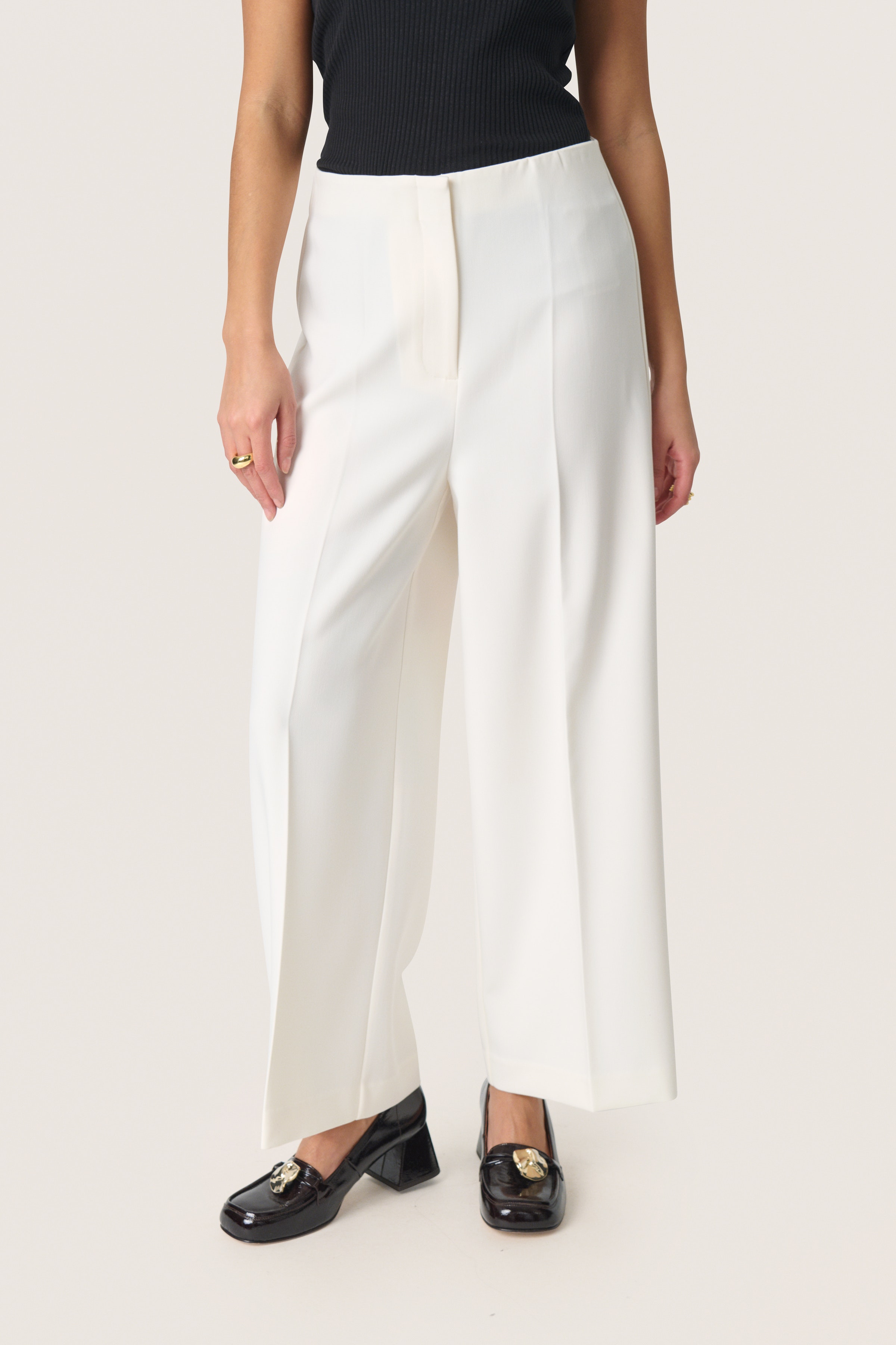 SLCorinne Trousers LOOKBOOK FRONT 30407013-111001