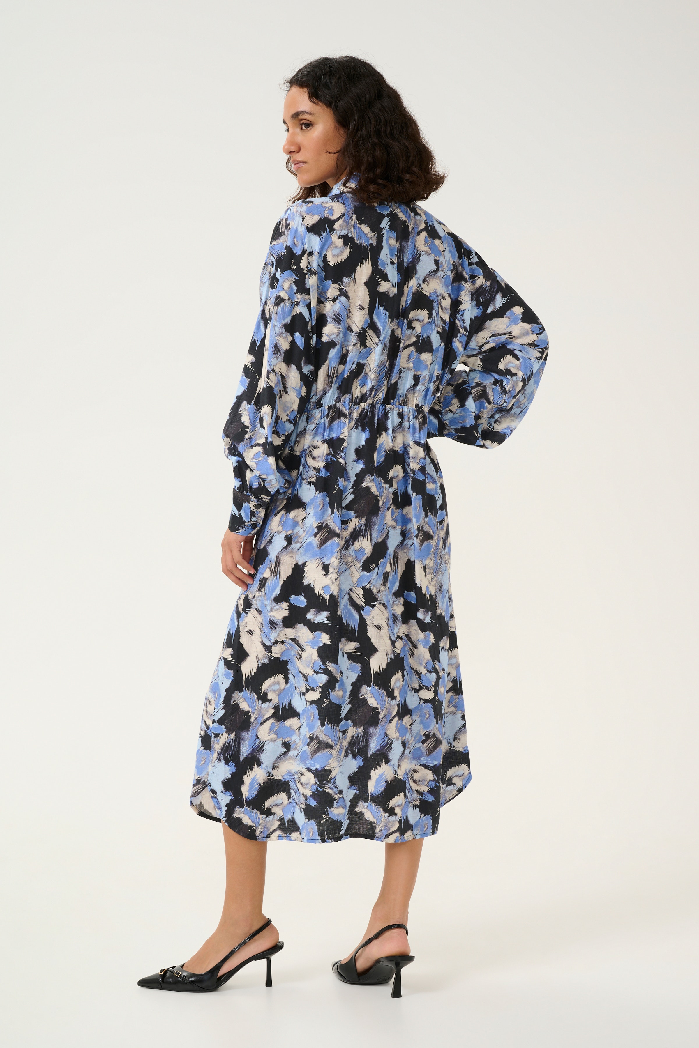 KAvictoria Kjole LOOKBOOK BACK 10509350-106806