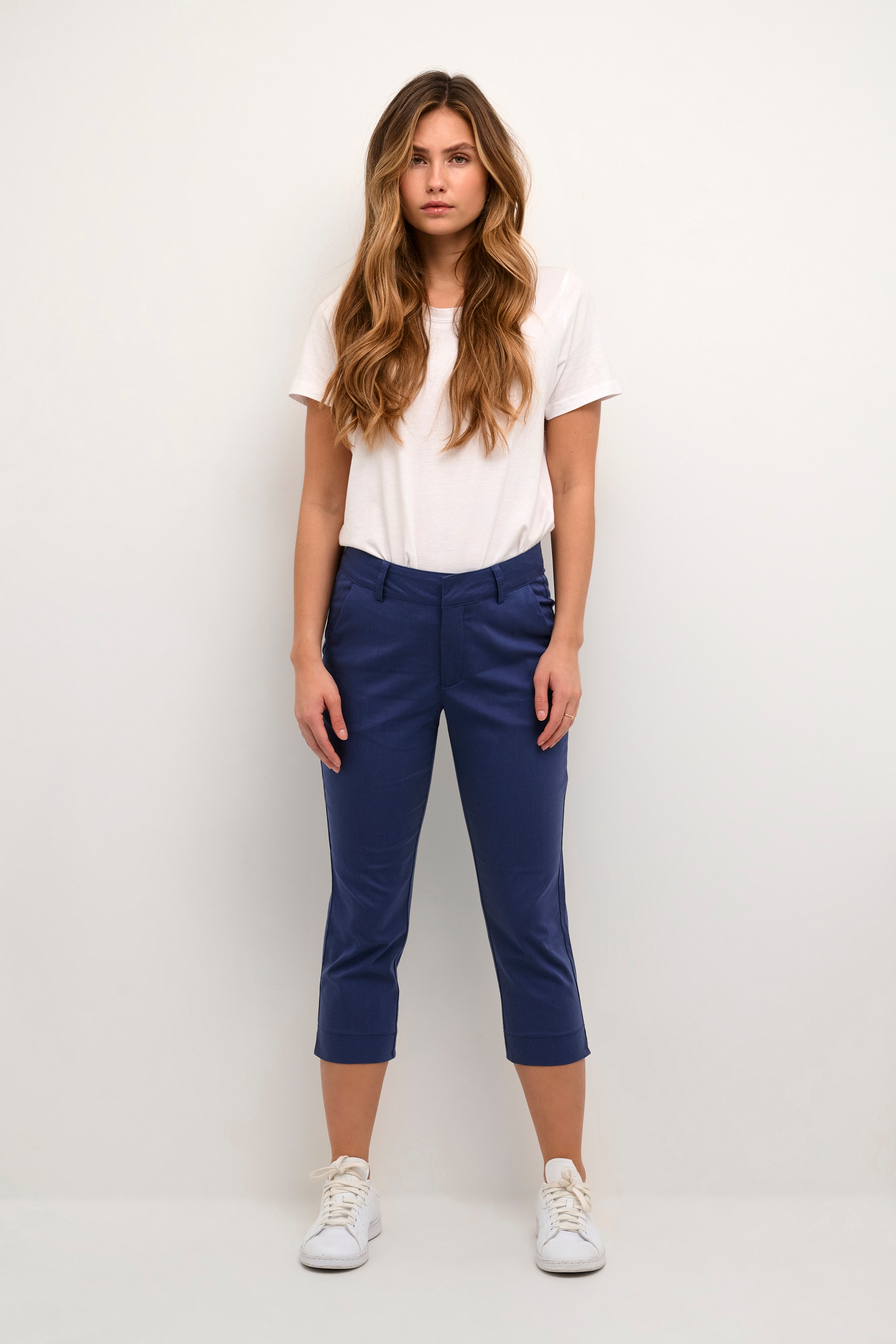 KAlea Bukser LOOKBOOK FRONT 10506815-193929