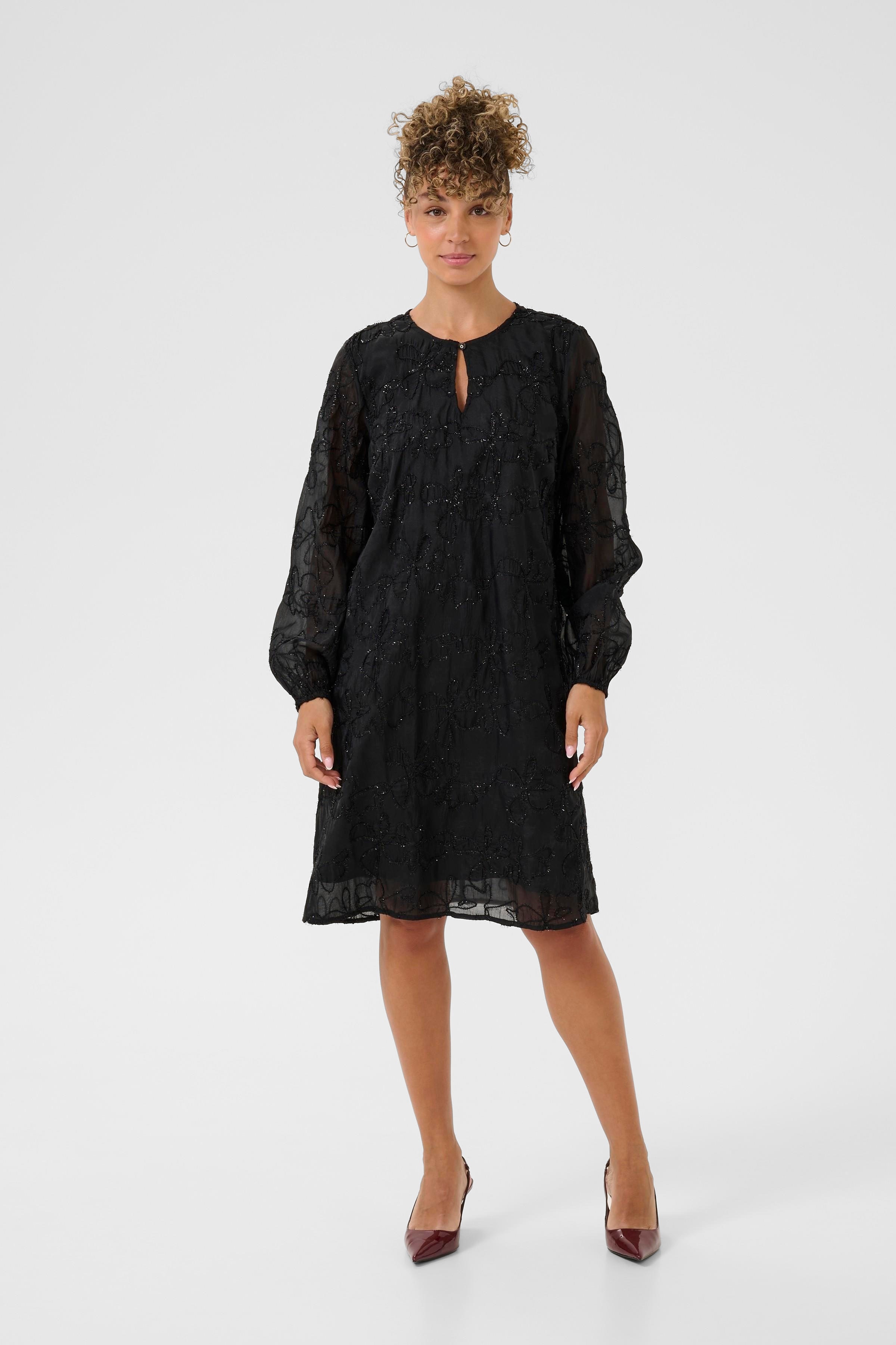 CRInga Klänning LOOKBOOK FRONT 10614375-100120