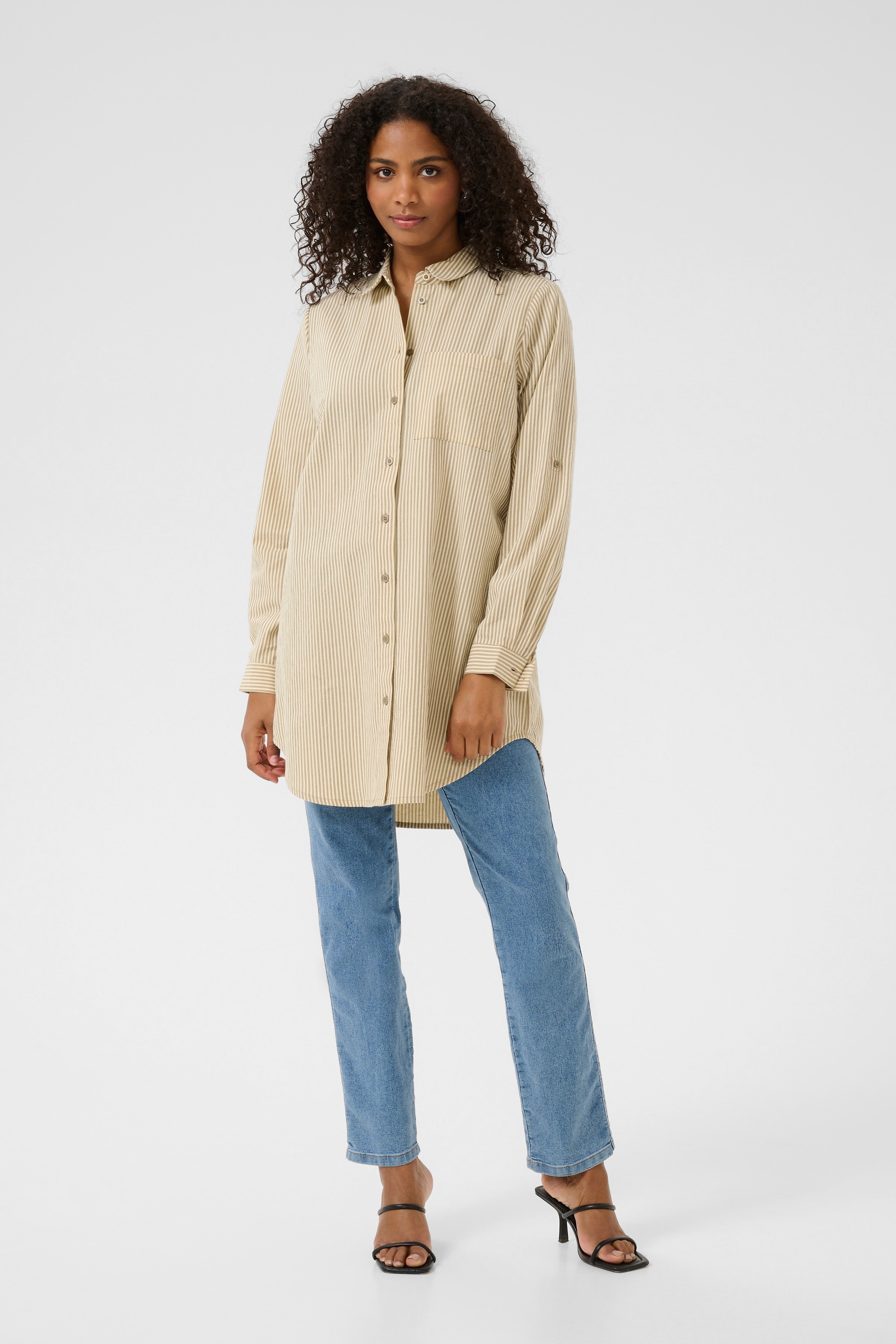 KAnaya Skjorte LOOKBOOK FRONT 10510243-107706