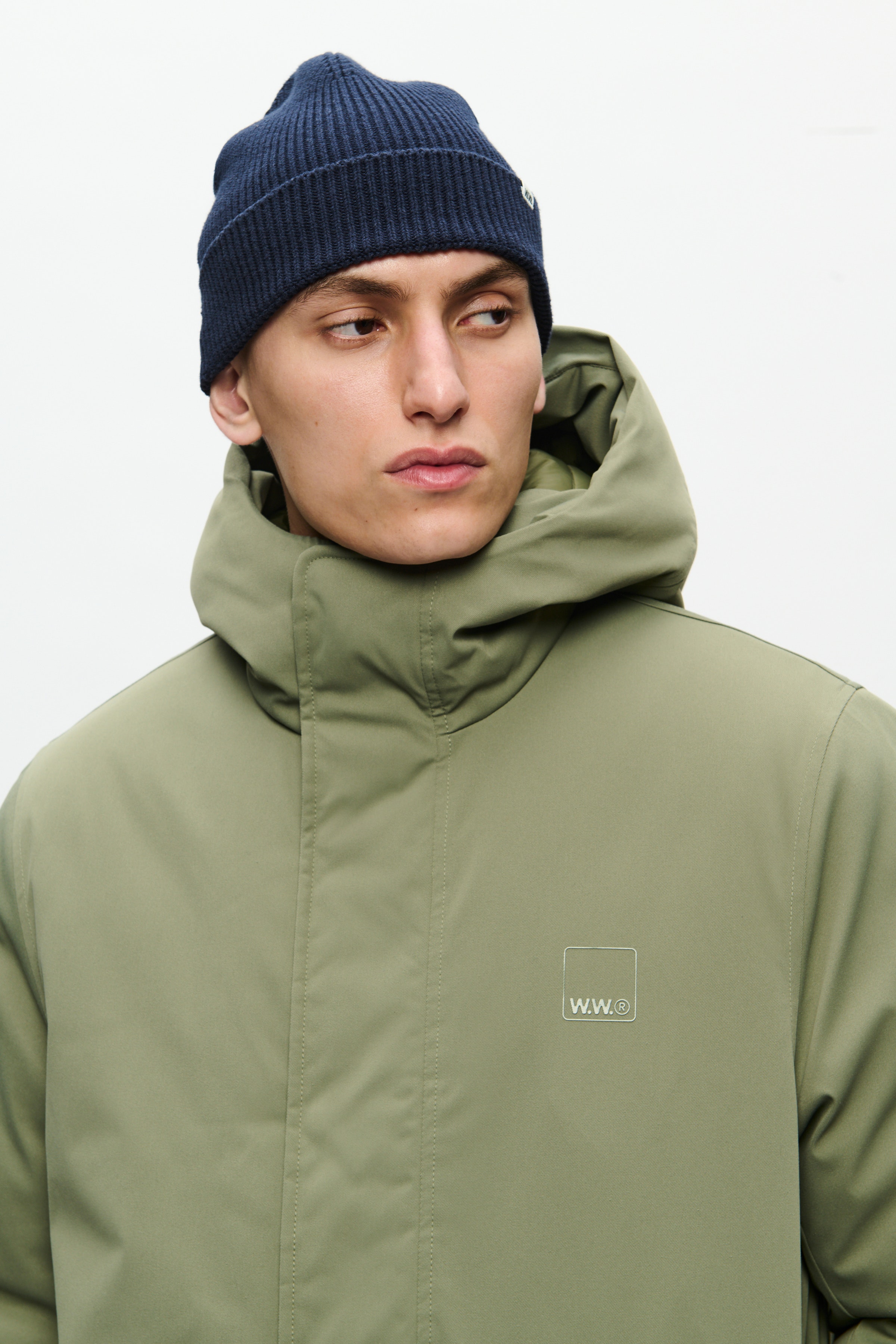 WWHanes Coat LOOKBOOK DETAIL 30251652-180312