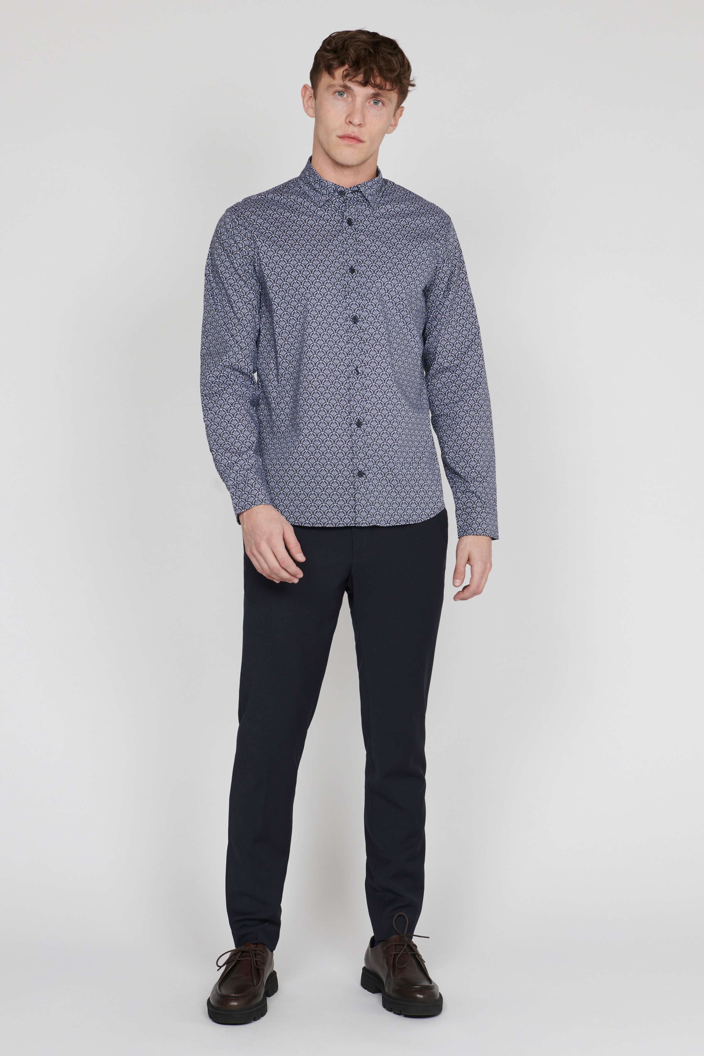 MAtrostol Shirt LOOKBOOK FRONT 30206992-194011