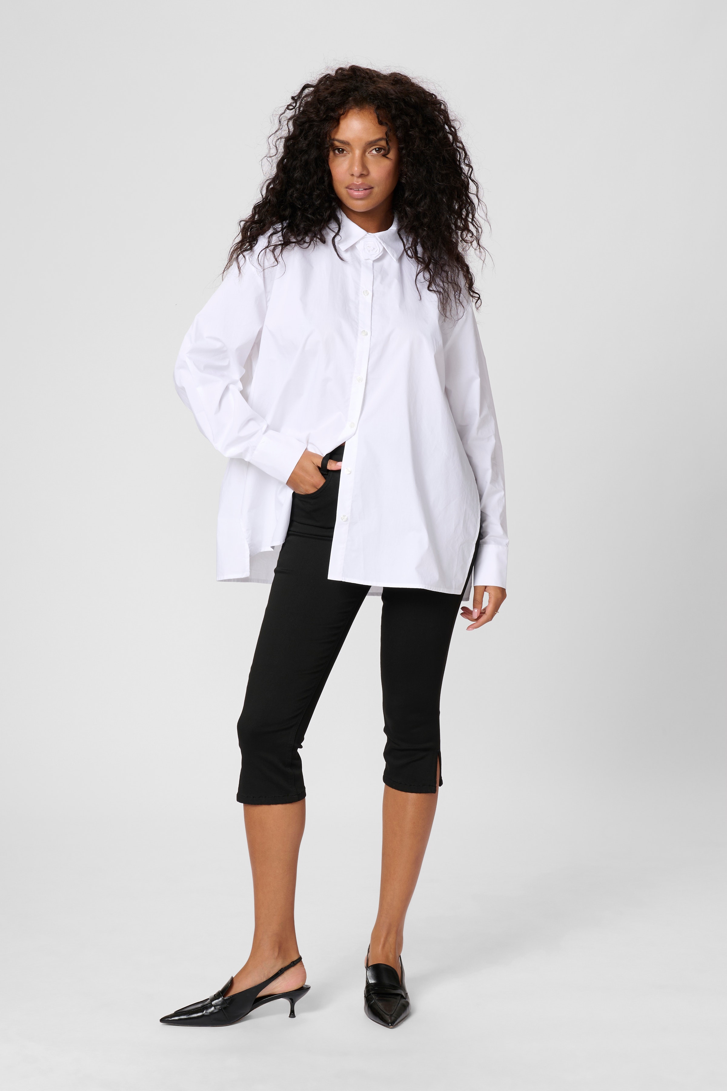 KAmira Skjorte LOOKBOOK FRONT 10510267-110601