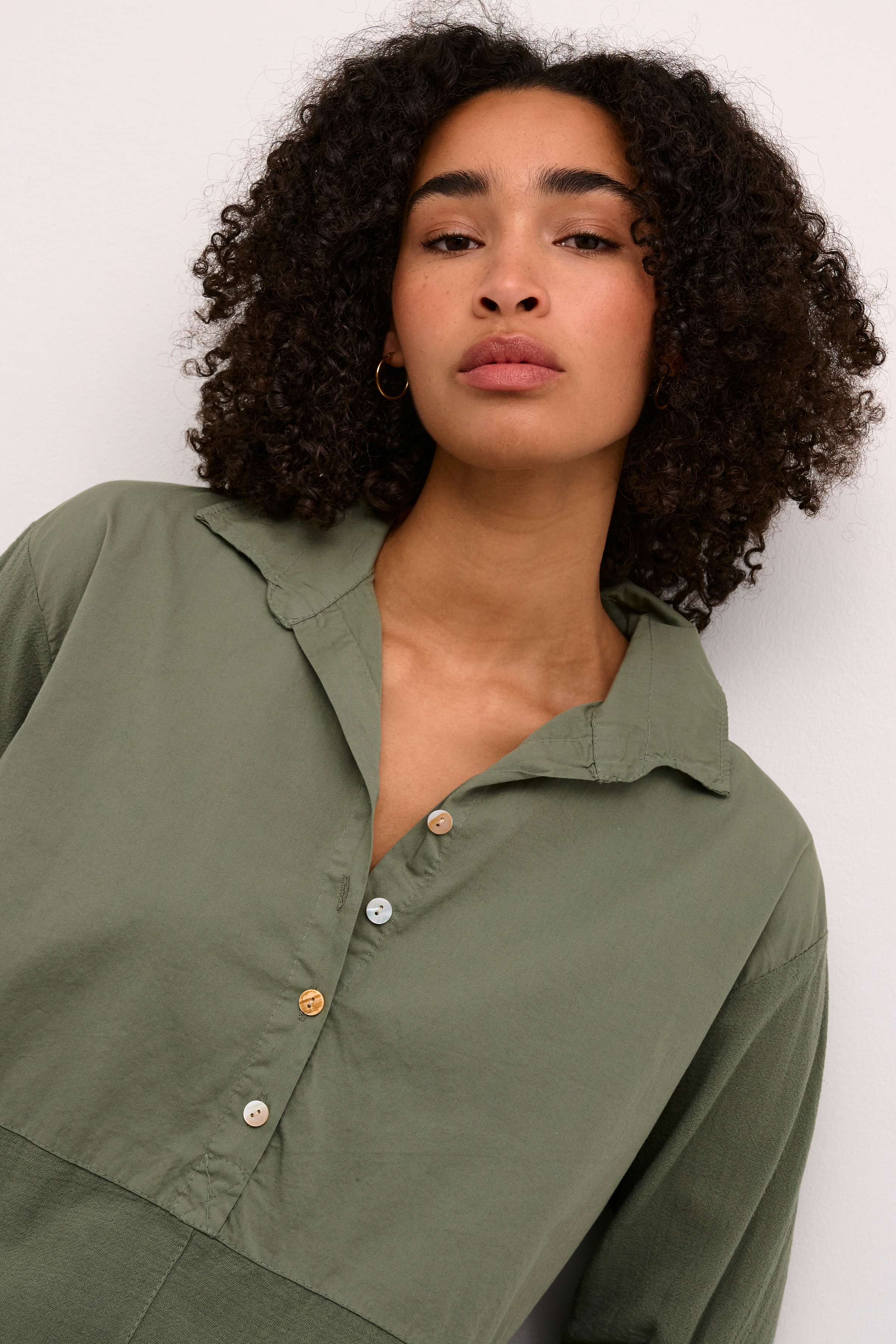 BParne Blouse LOOKBOOK DETAIL 40103485-400629