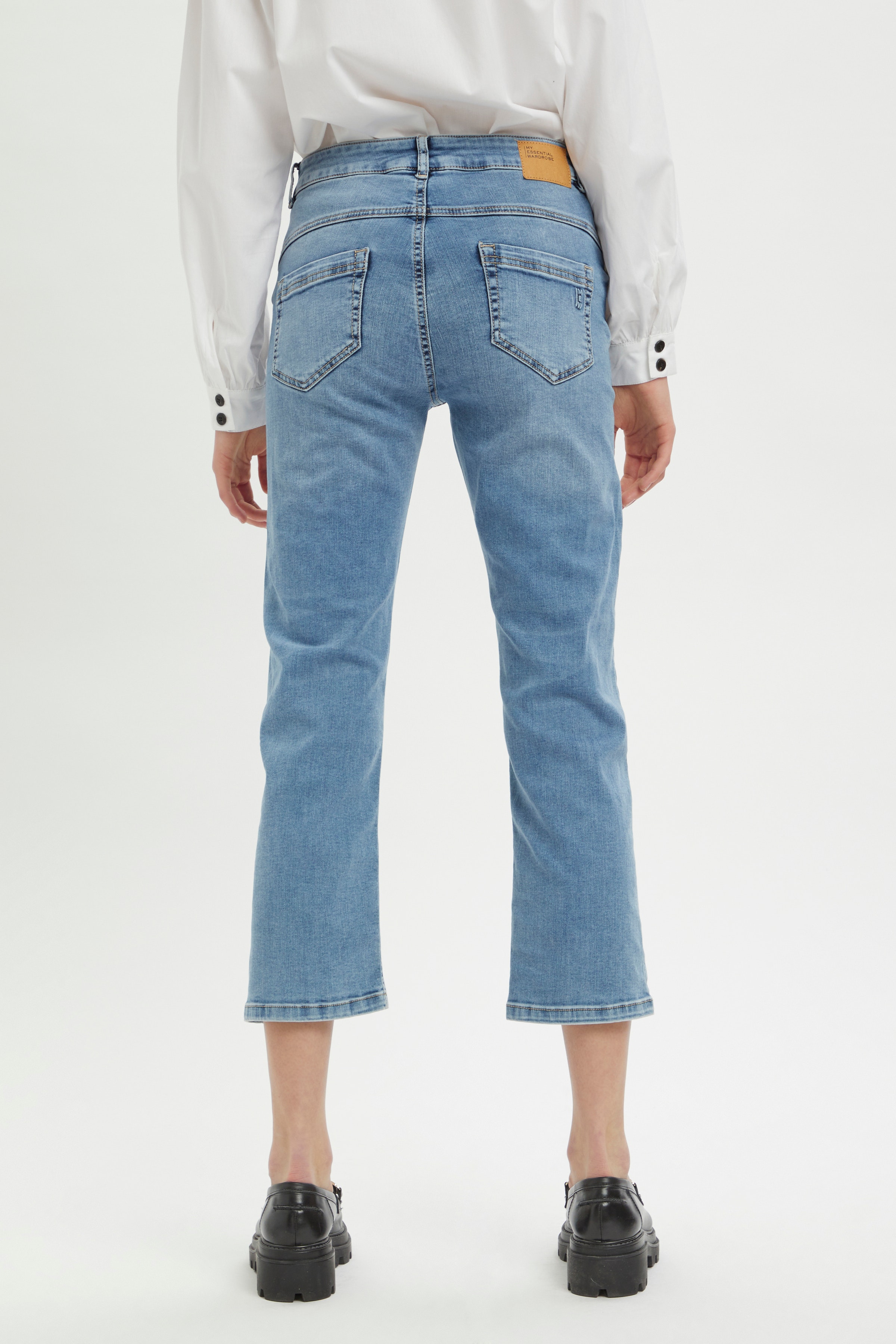 Jeans LOOKBOOK FRONT 10703449-100045