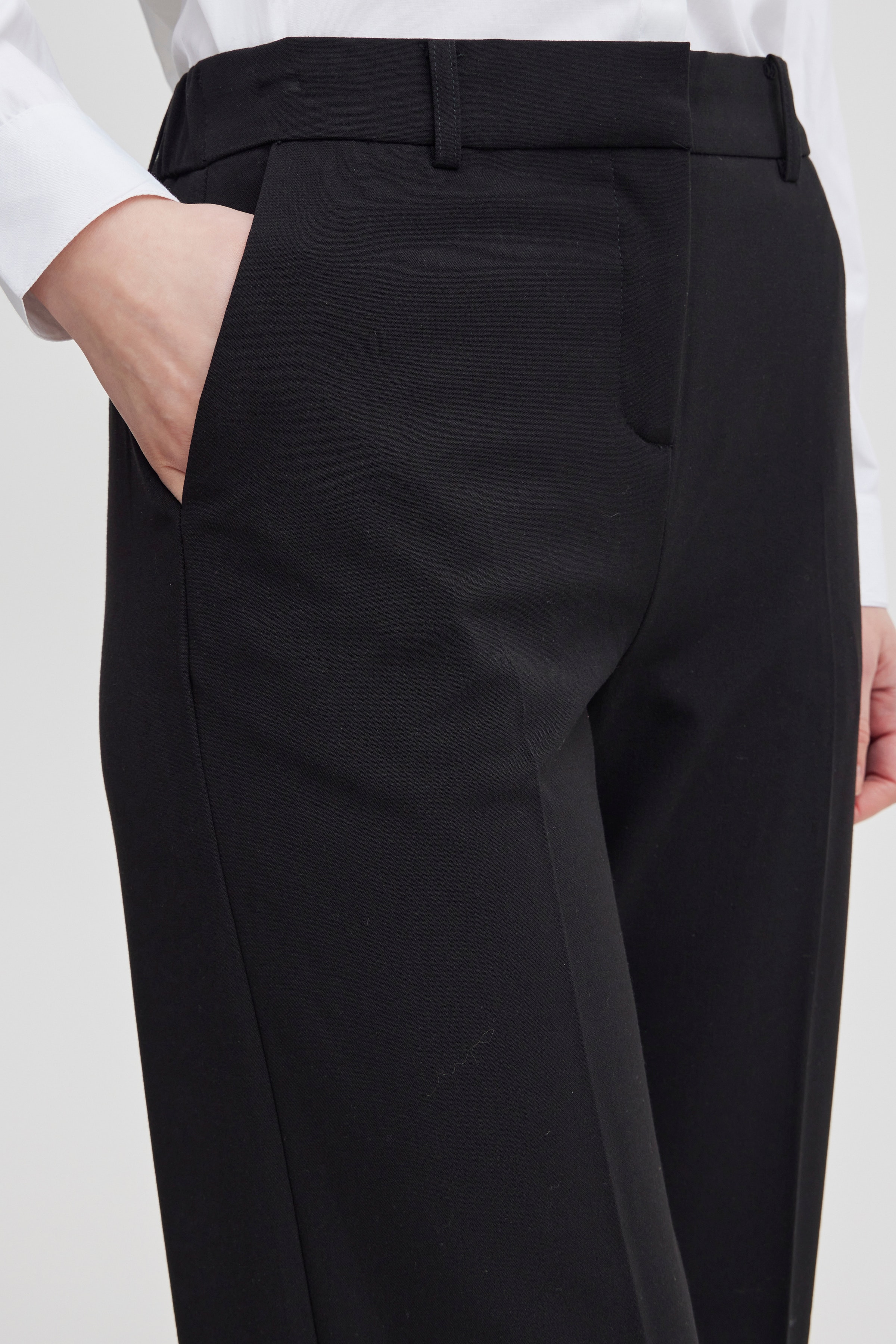 BYDANTA Trousers LOOKBOOK DETAIL 20806640-80001