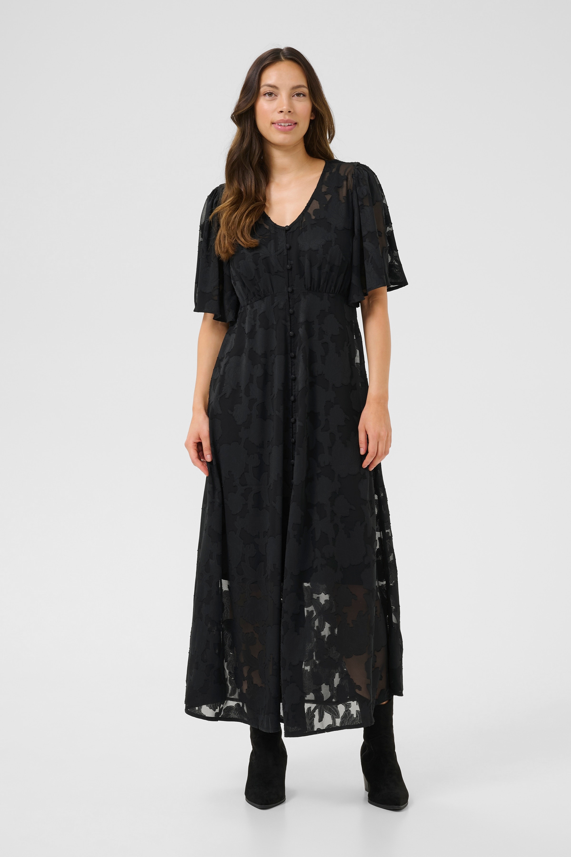 CRChery Kleid LOOKBOOK FRONT 10614059-100120