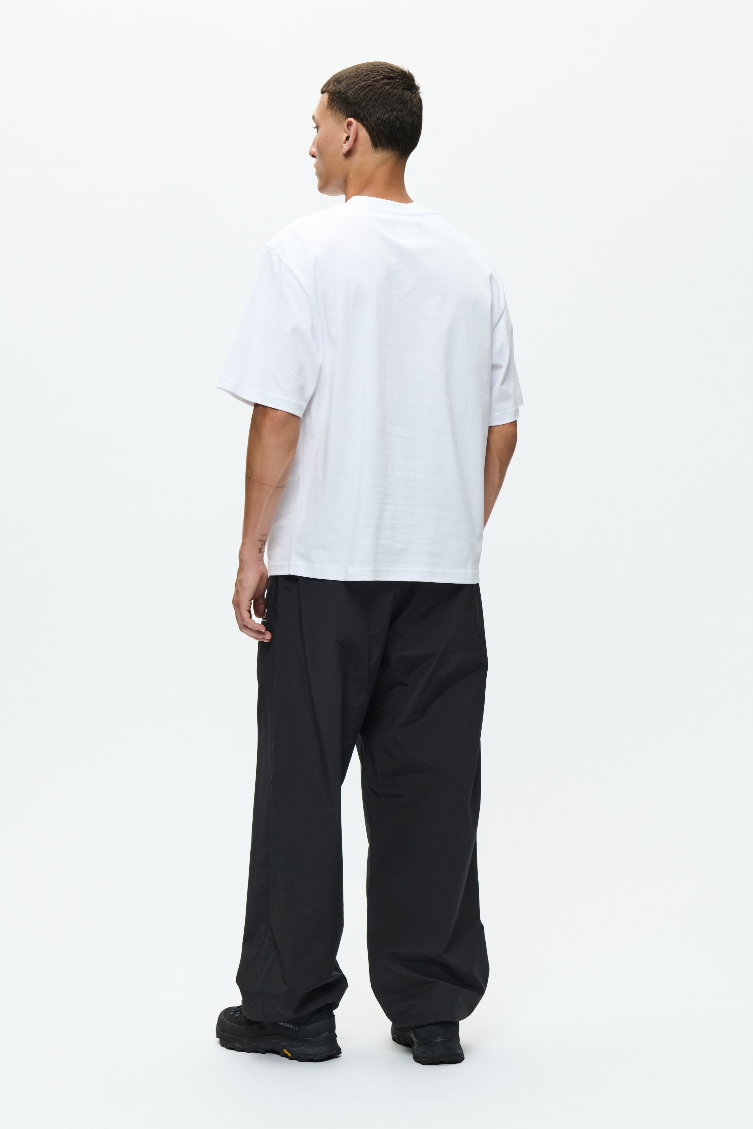 WWLiam T-shirt LOOKBOOK BACK 30251842-110601