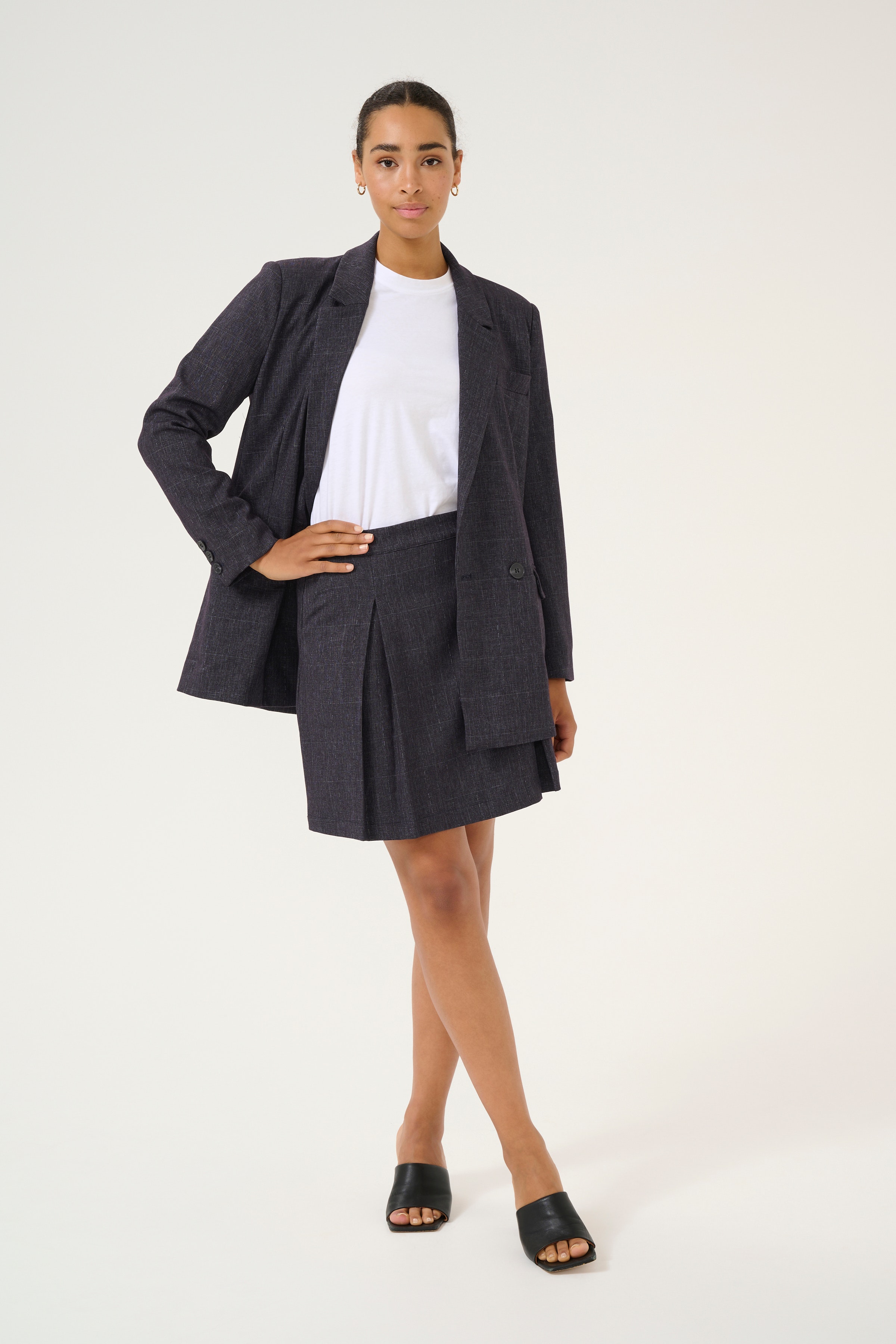 KApernilla Skjørt LOOKBOOK FRONT 10509421-106807