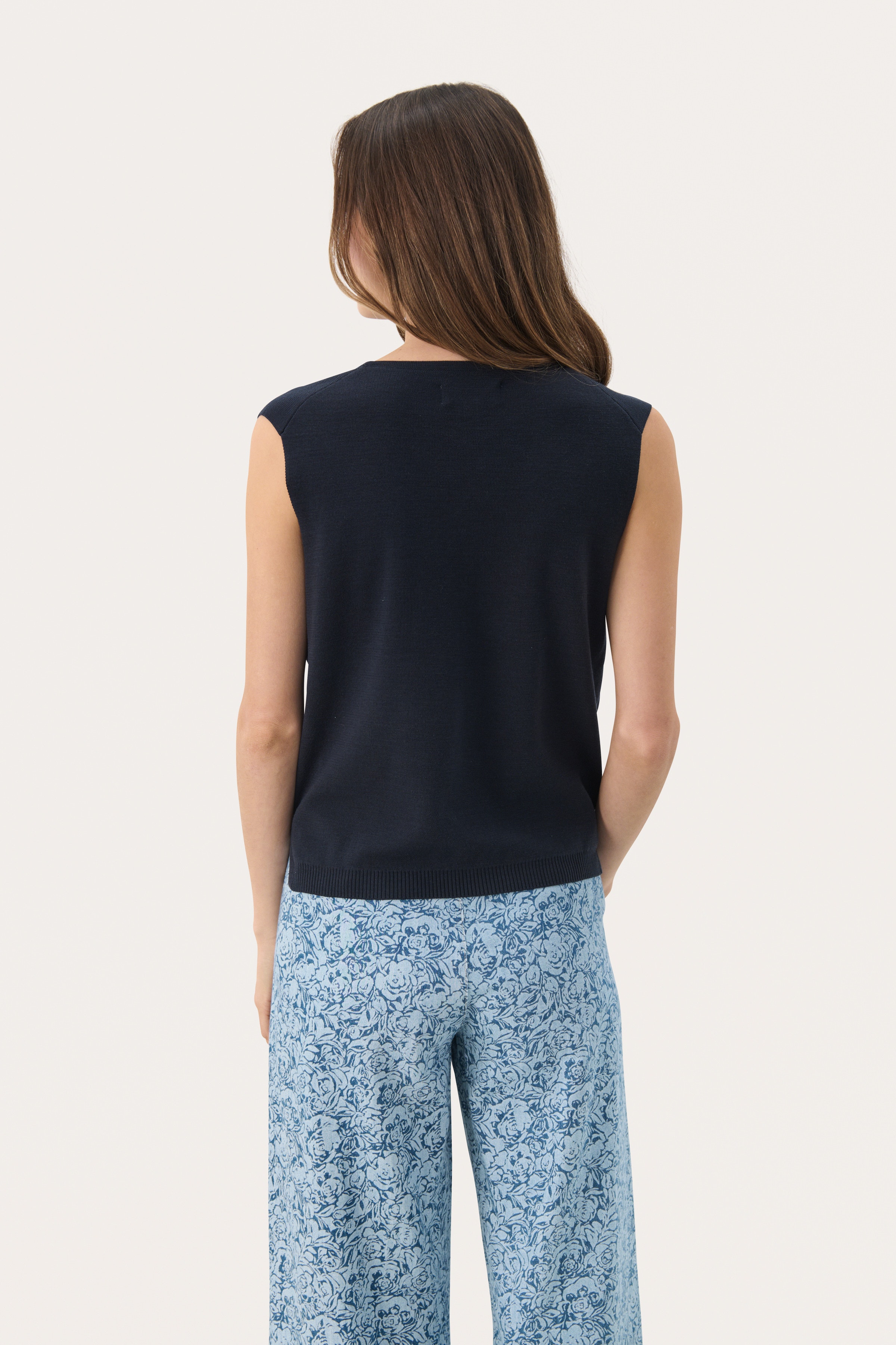 NatikaPW Weste LOOKBOOK BACK 30309463-194109