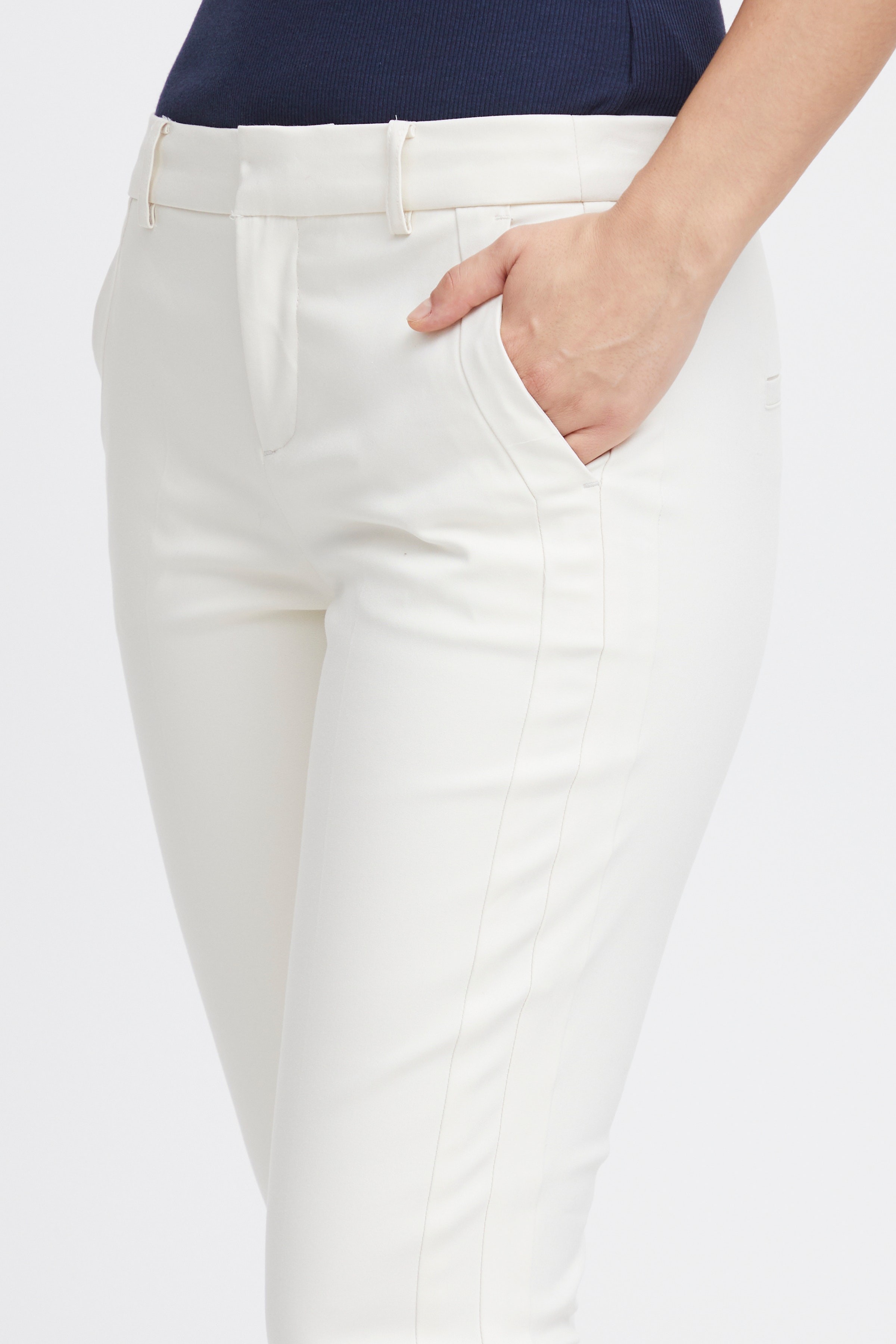 FRVITAE Trousers LOOKBOOK DETAIL 20611257-120602