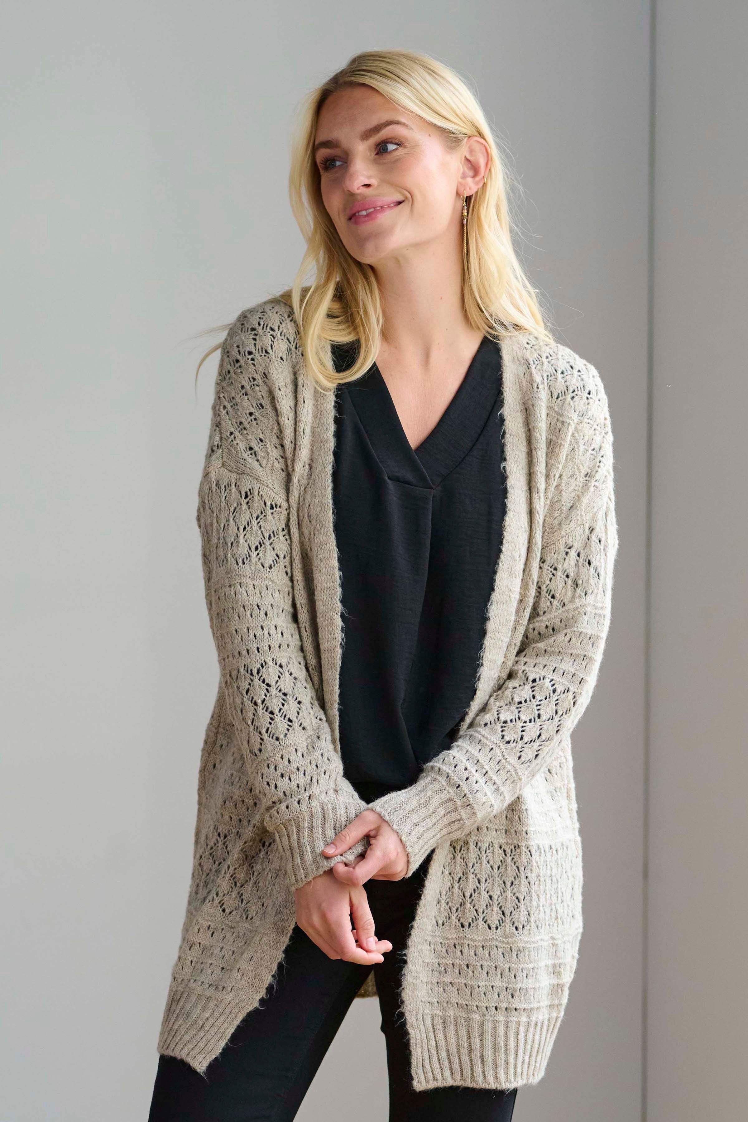 BPKirta Cardigan LOCATION NONE 40103436-400630