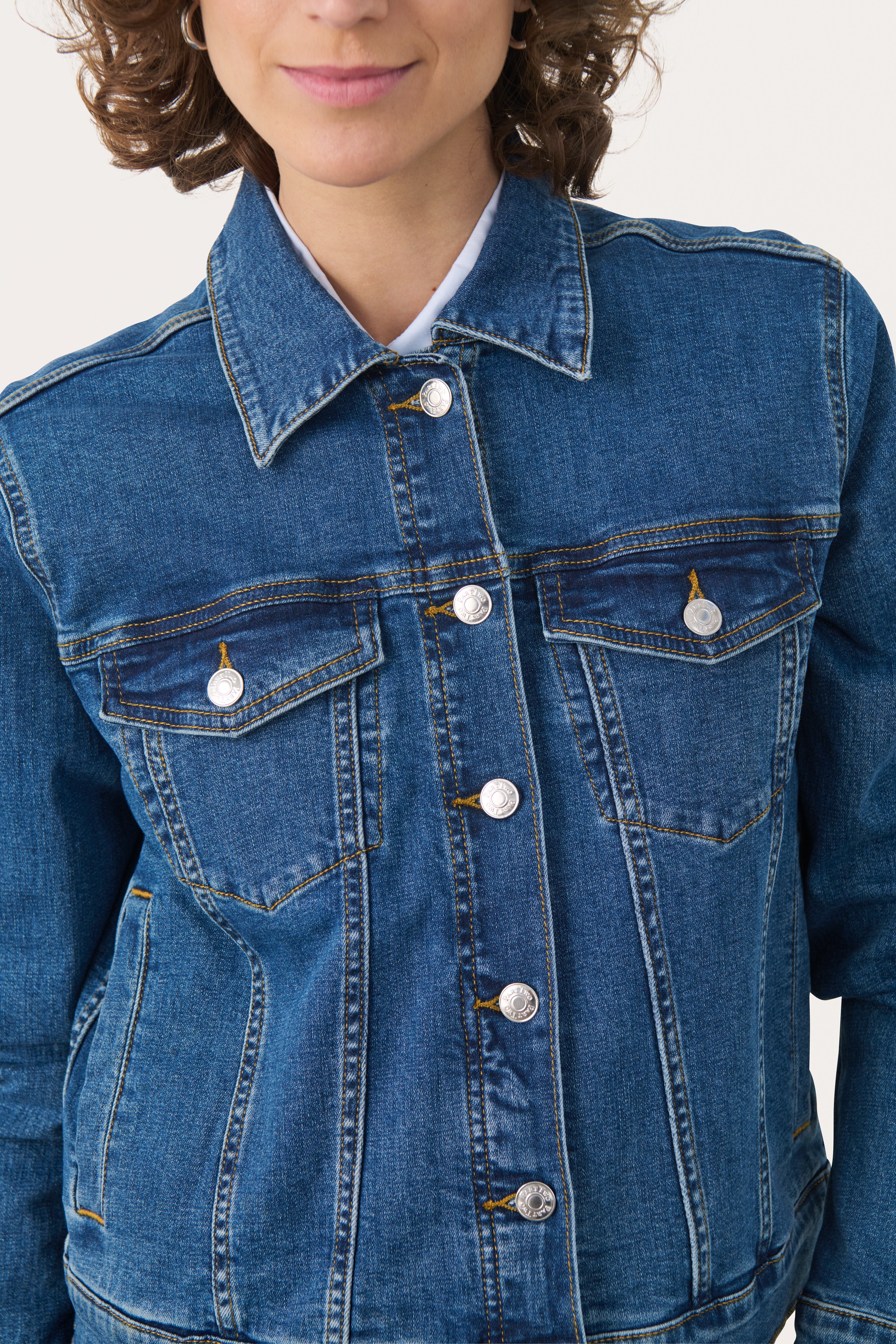 NicholiaPW Outerwear LOOKBOOK DETAIL 30309883-300157