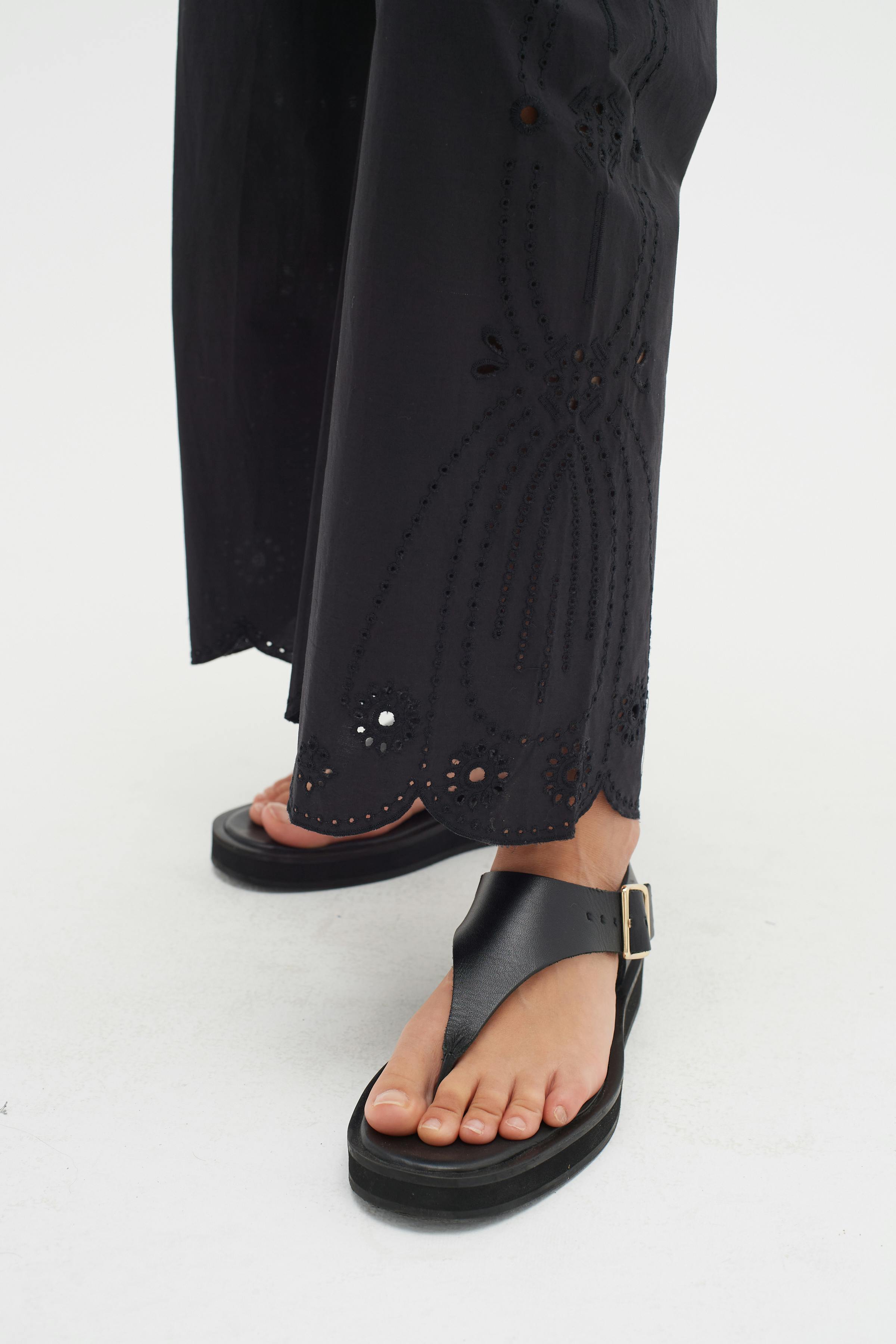 ThinaIW Trousers LOOKBOOK DETAIL 30108296-194008