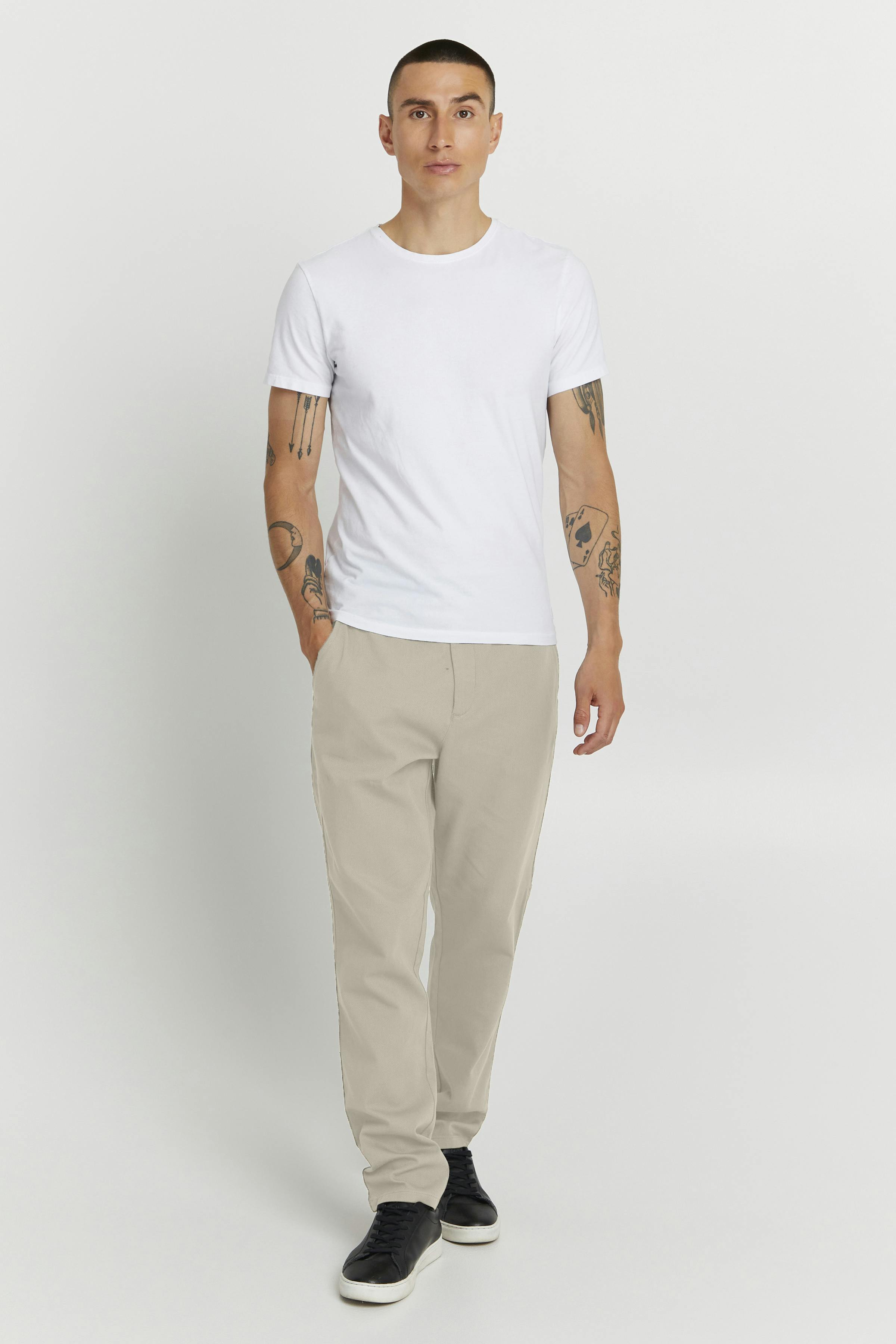 SDFILIP Trousers LOOKBOOK FRONT 21202236-130401