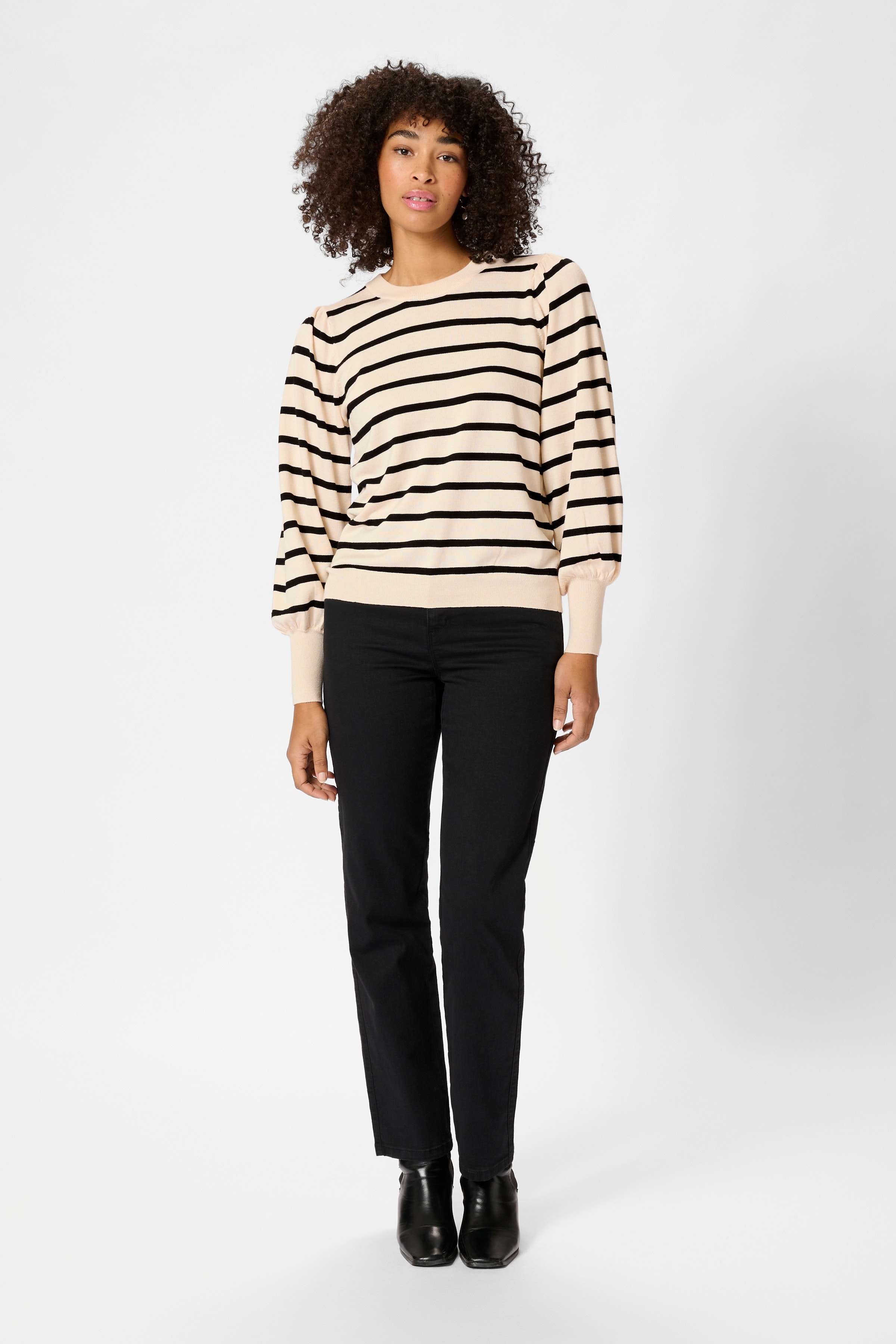 KAlizzy Pullover LOOKBOOK FRONT 10506891-103369