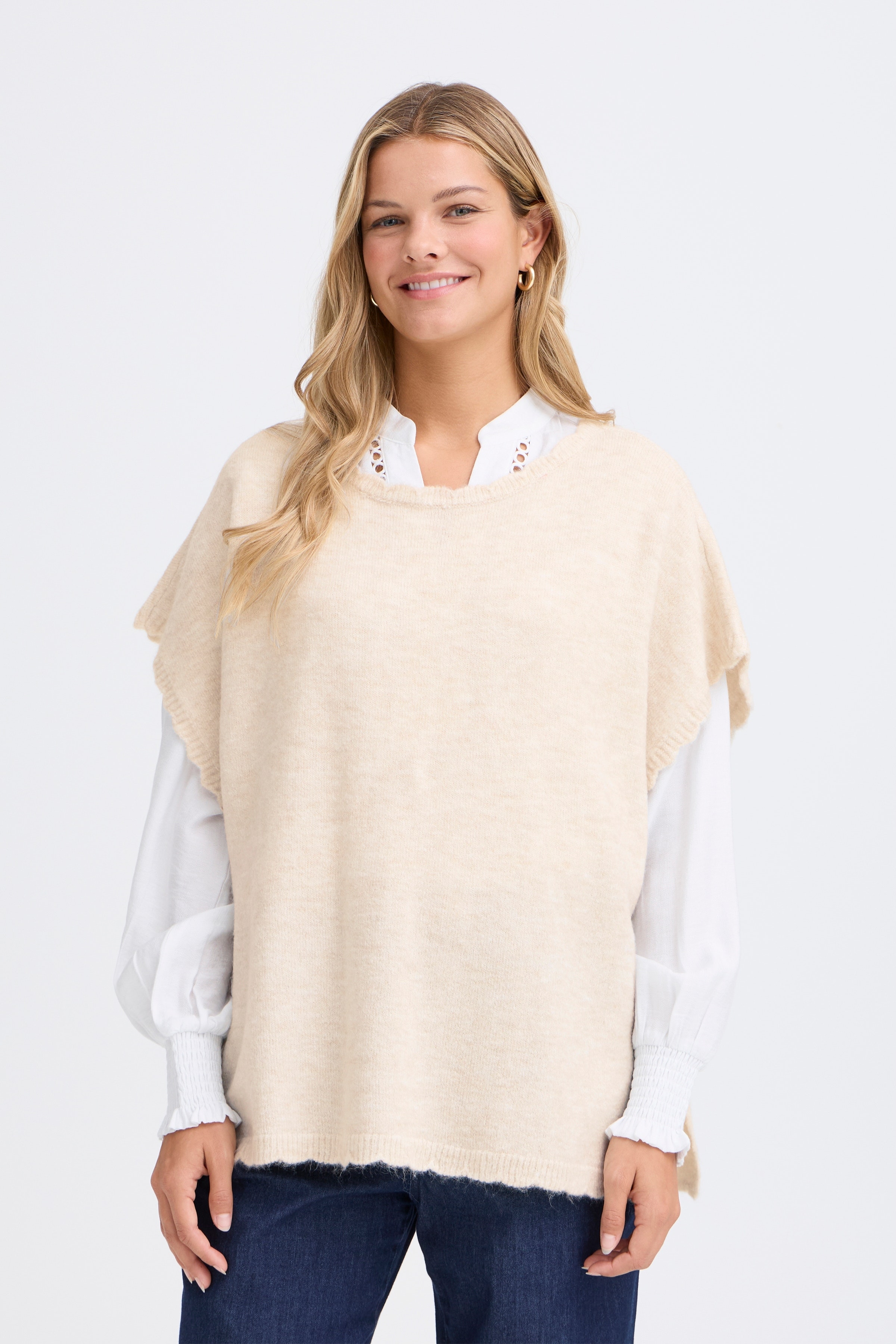 FRELISE Poncho LOOKBOOK FRONT 20617676-1304011