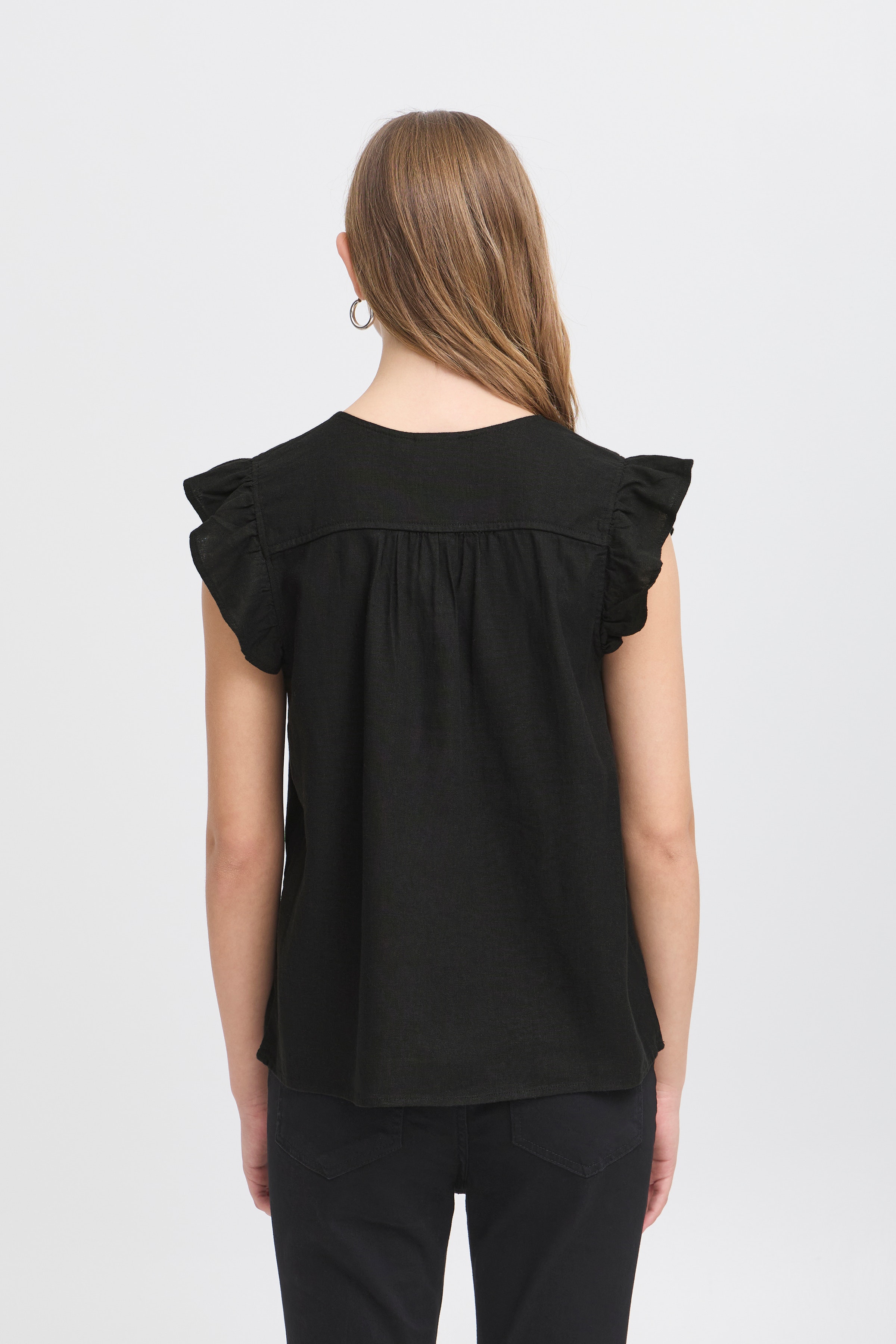 IHLINNO Ærmeløs bluse LOOKBOOK BACK 20122924-194008