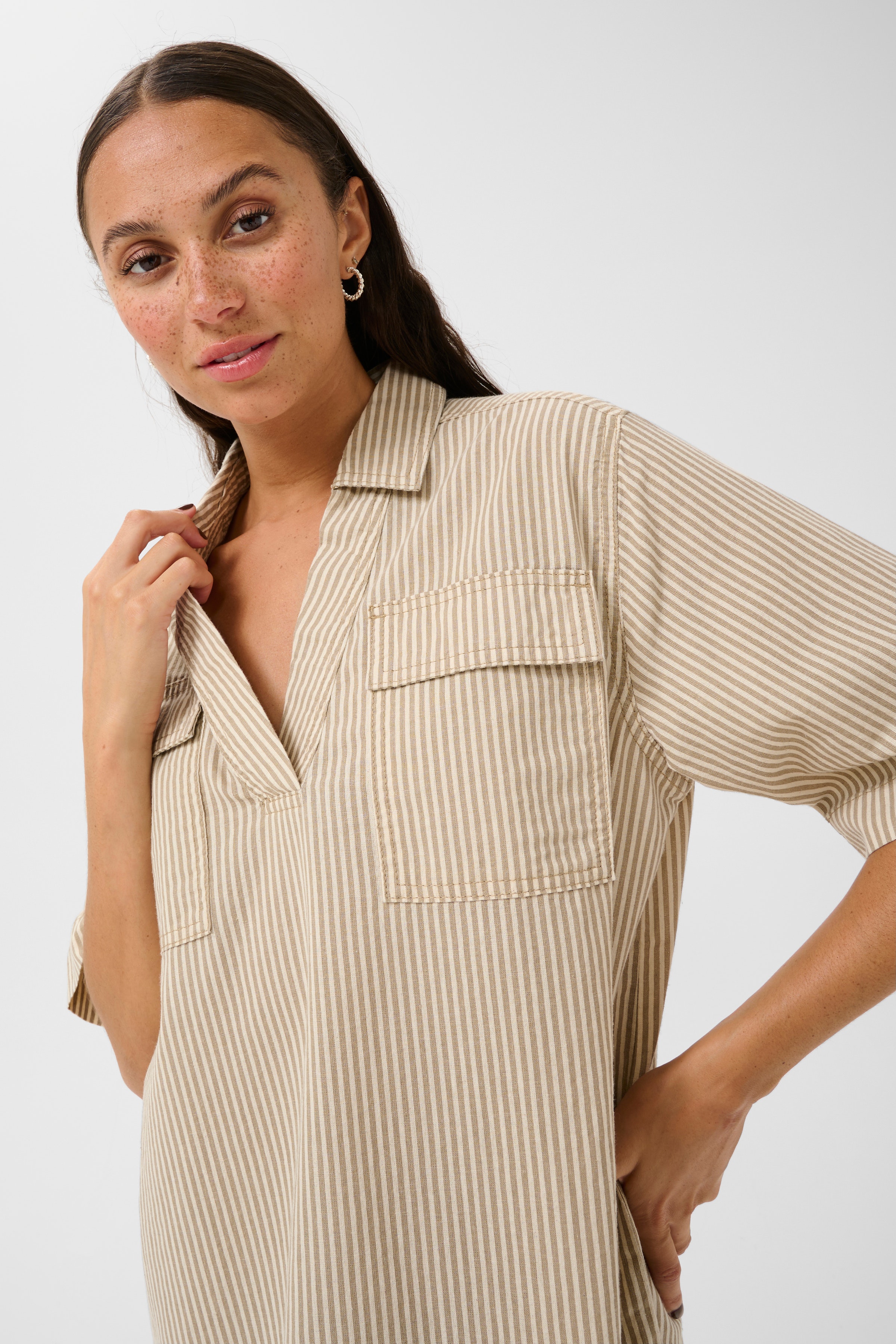 KAnaya Kjole LOOKBOOK DETAIL 10510107-107706