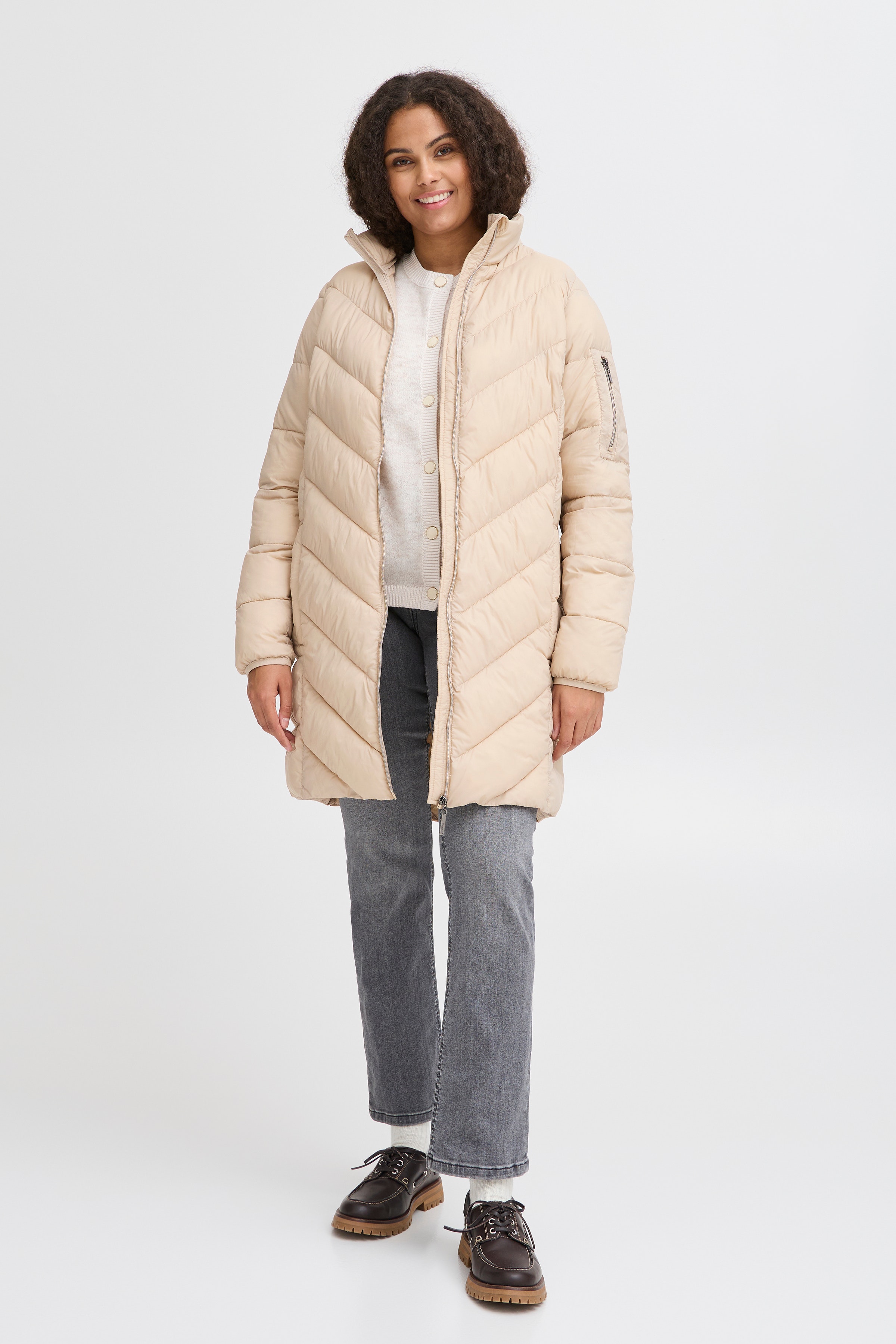  FRBAPADDING Outerwear LOOKBOOK FRONT 20615217-151306