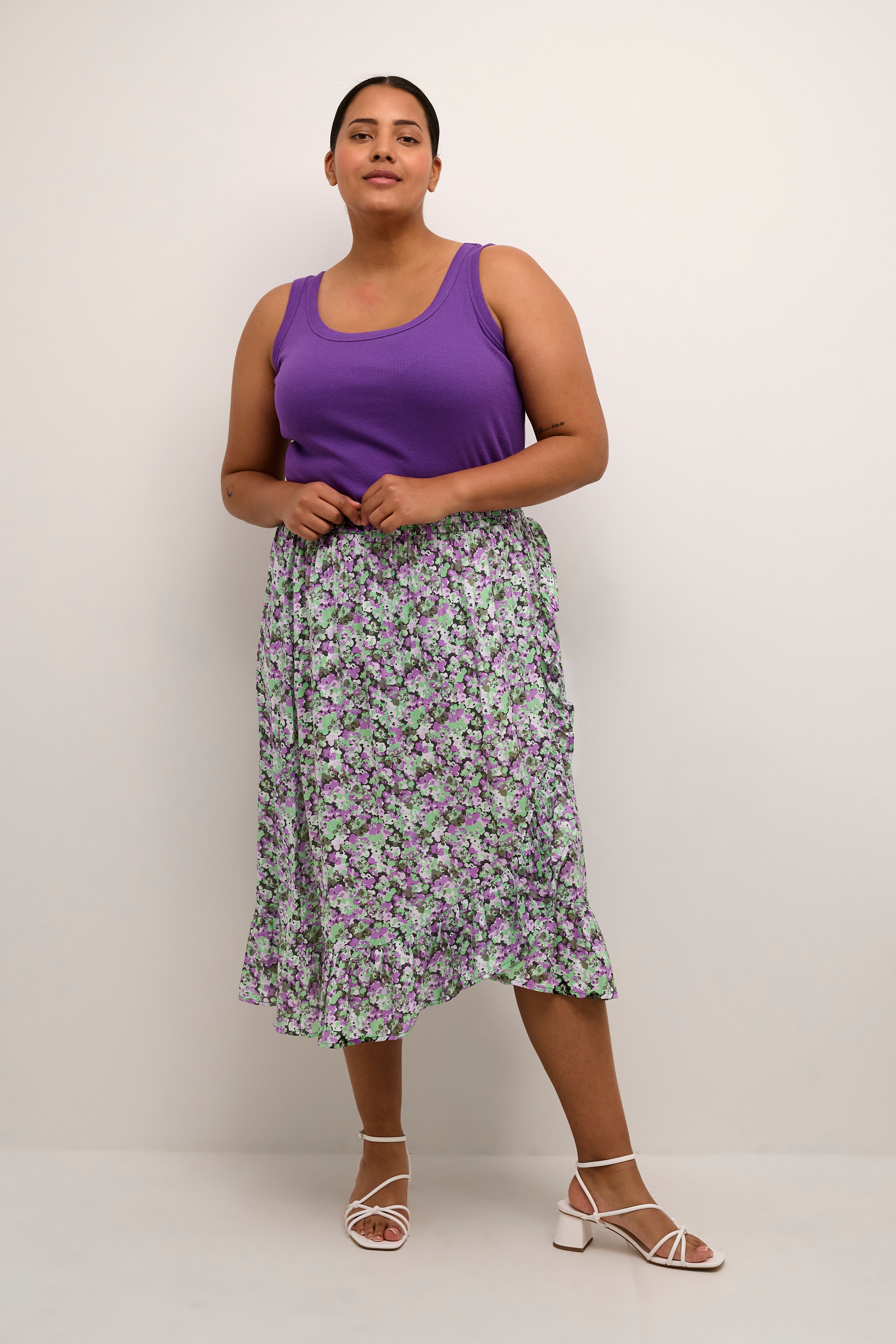 KClora Skirt LOOKBOOK FRONT 10581539-104211