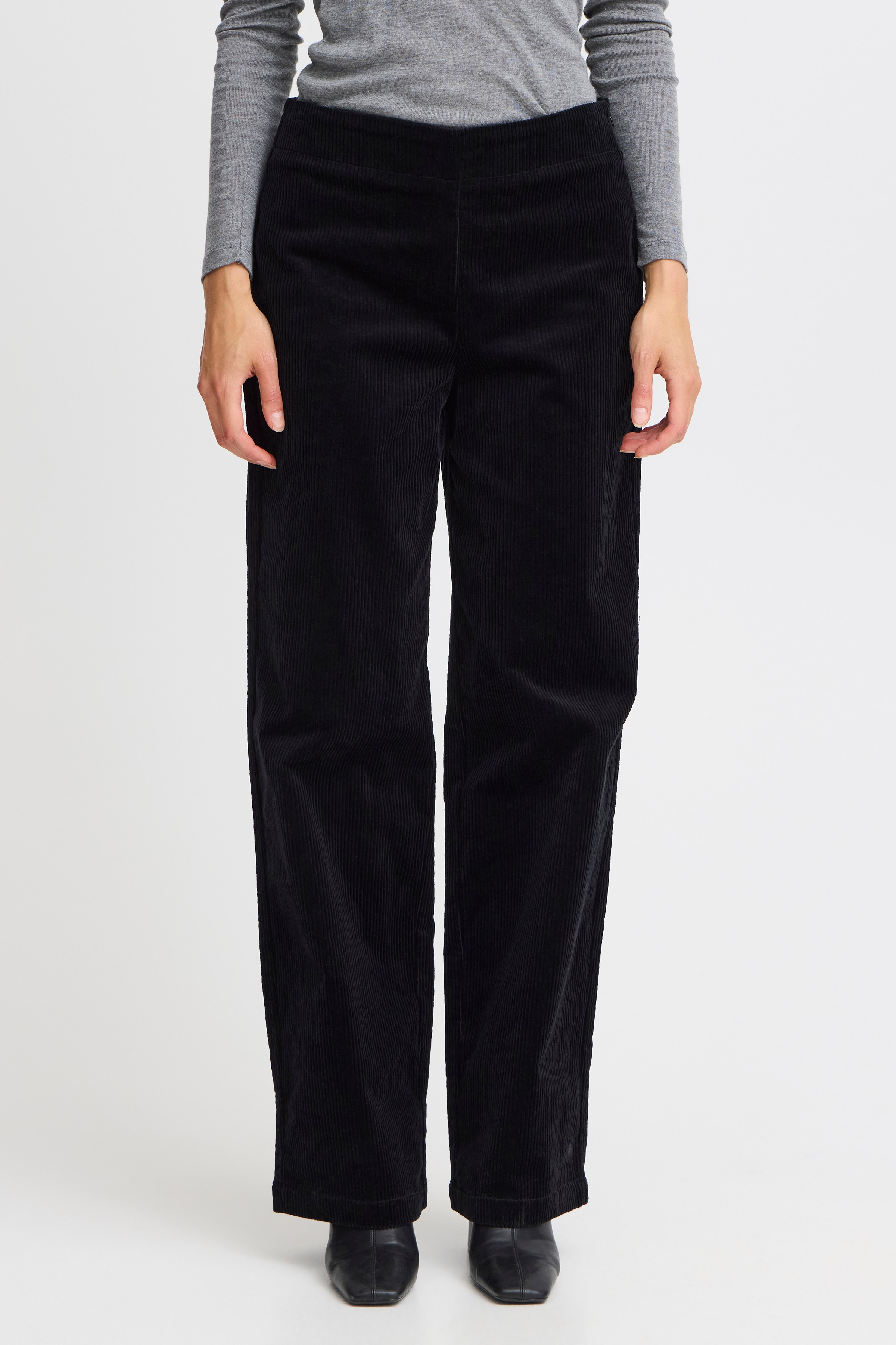 FRMITTY Trousers LOOKBOOK FRONT 20614780-200113