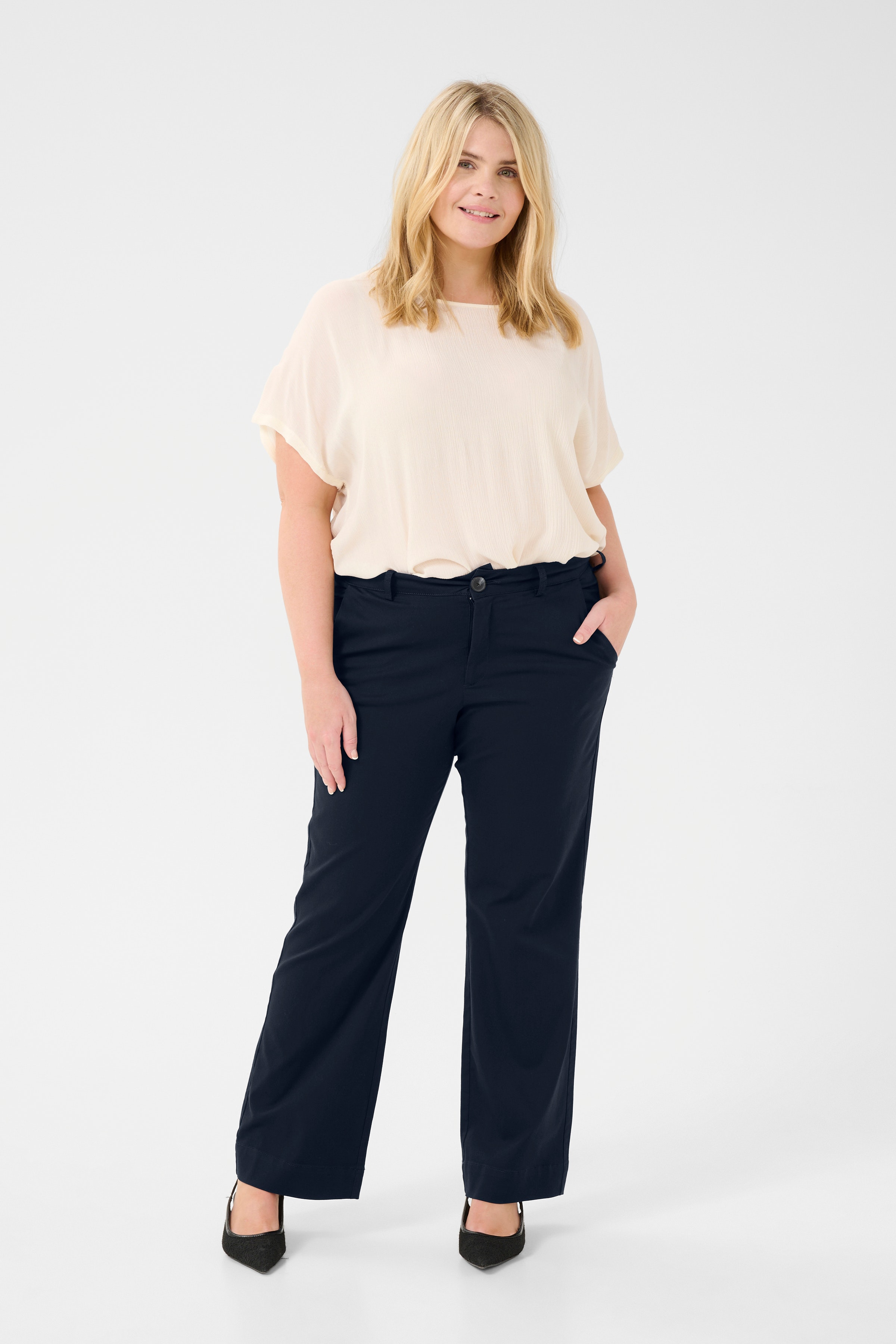 KCleana Trousers LOOKBOOK FRONT 10582015-194020