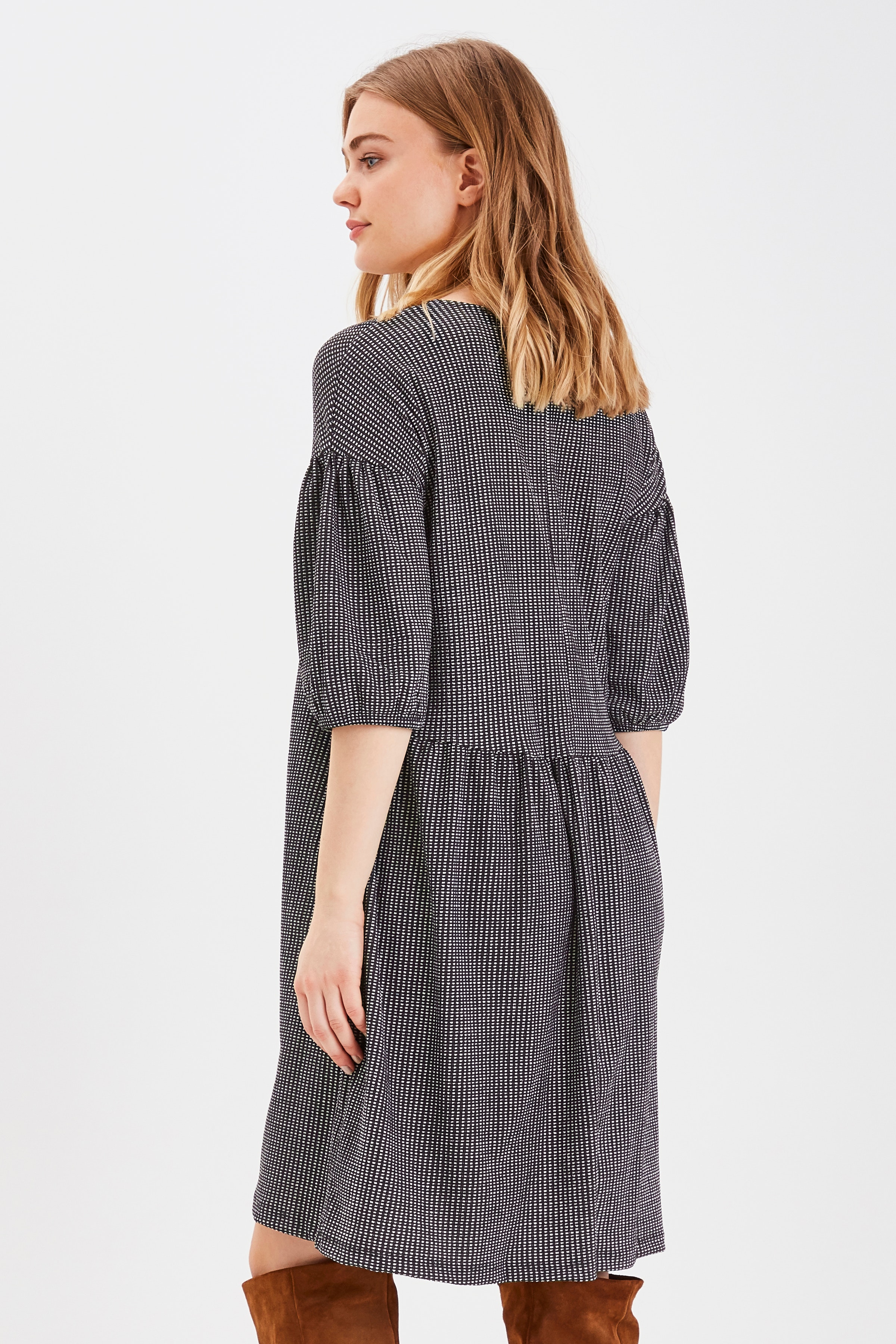 BXPika dress LOOKBOOK BACK 20809052-80032
