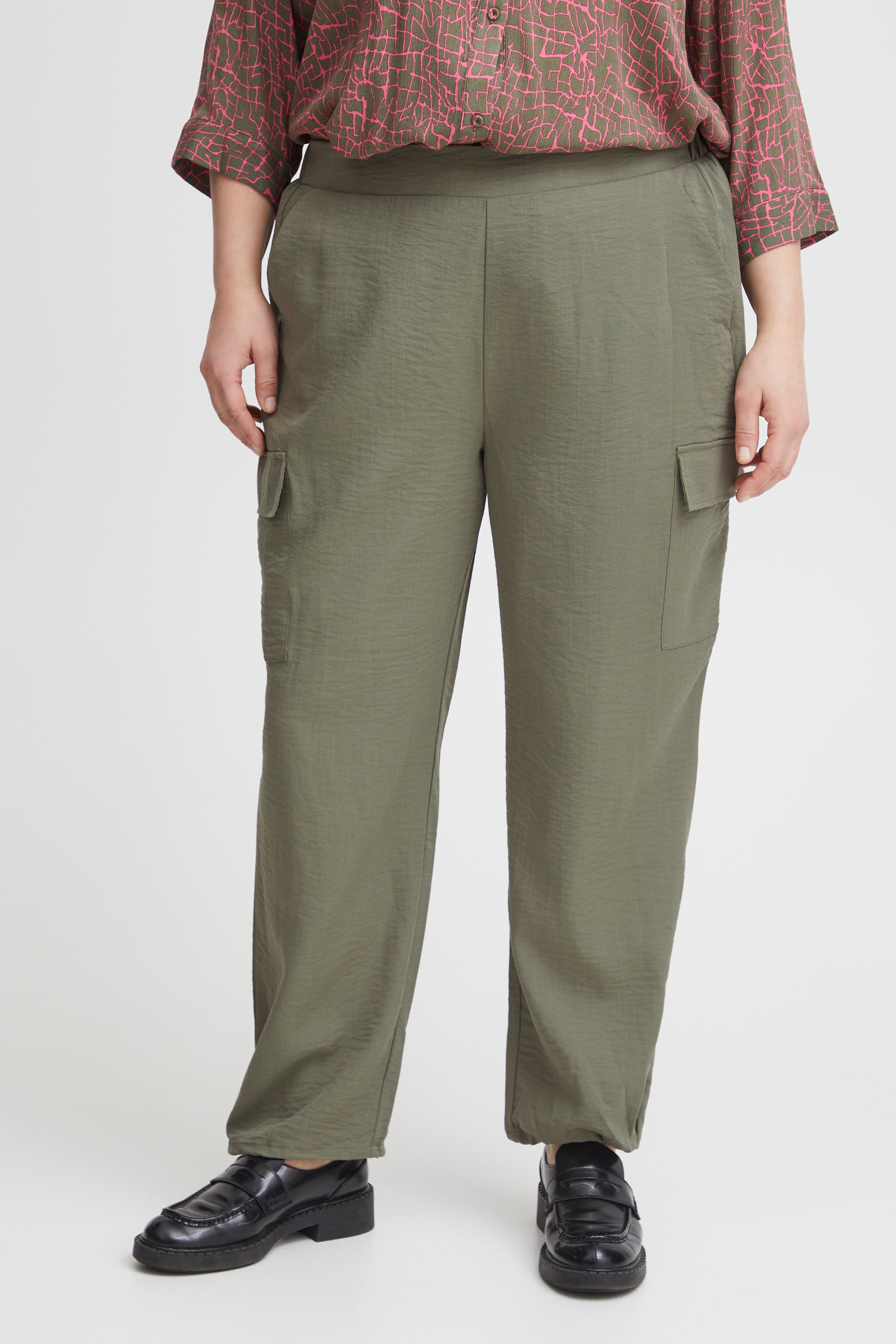 FXPJAGO Trousers LOOKBOOK FRONT 20613125-180515