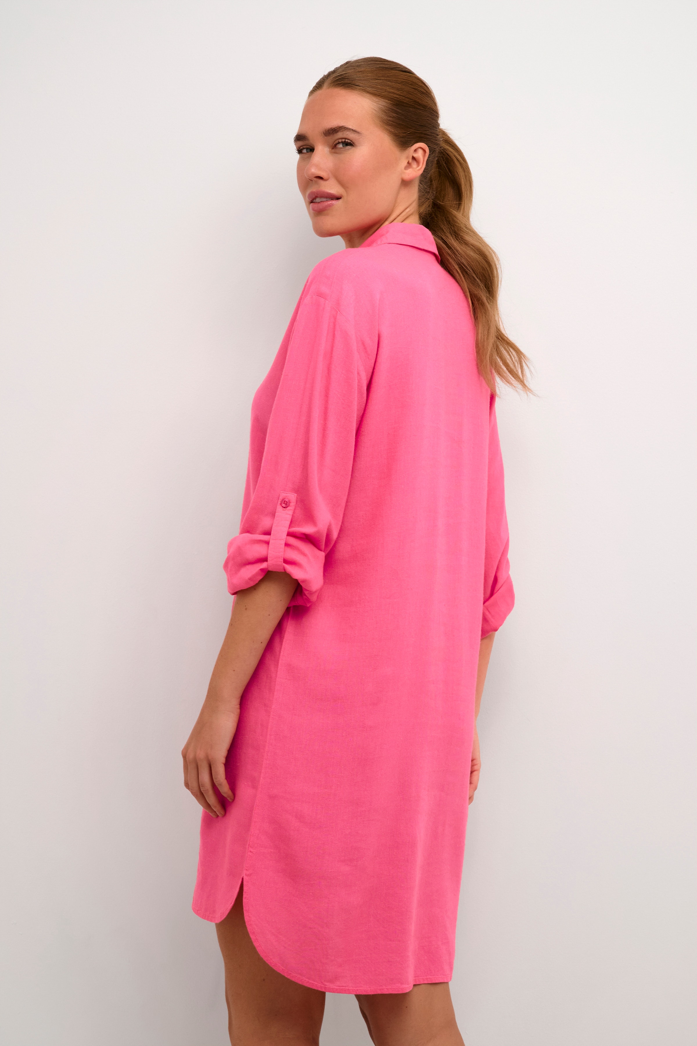 KAmilia Lin skjorte LOOKBOOK BACK 10508311-171937