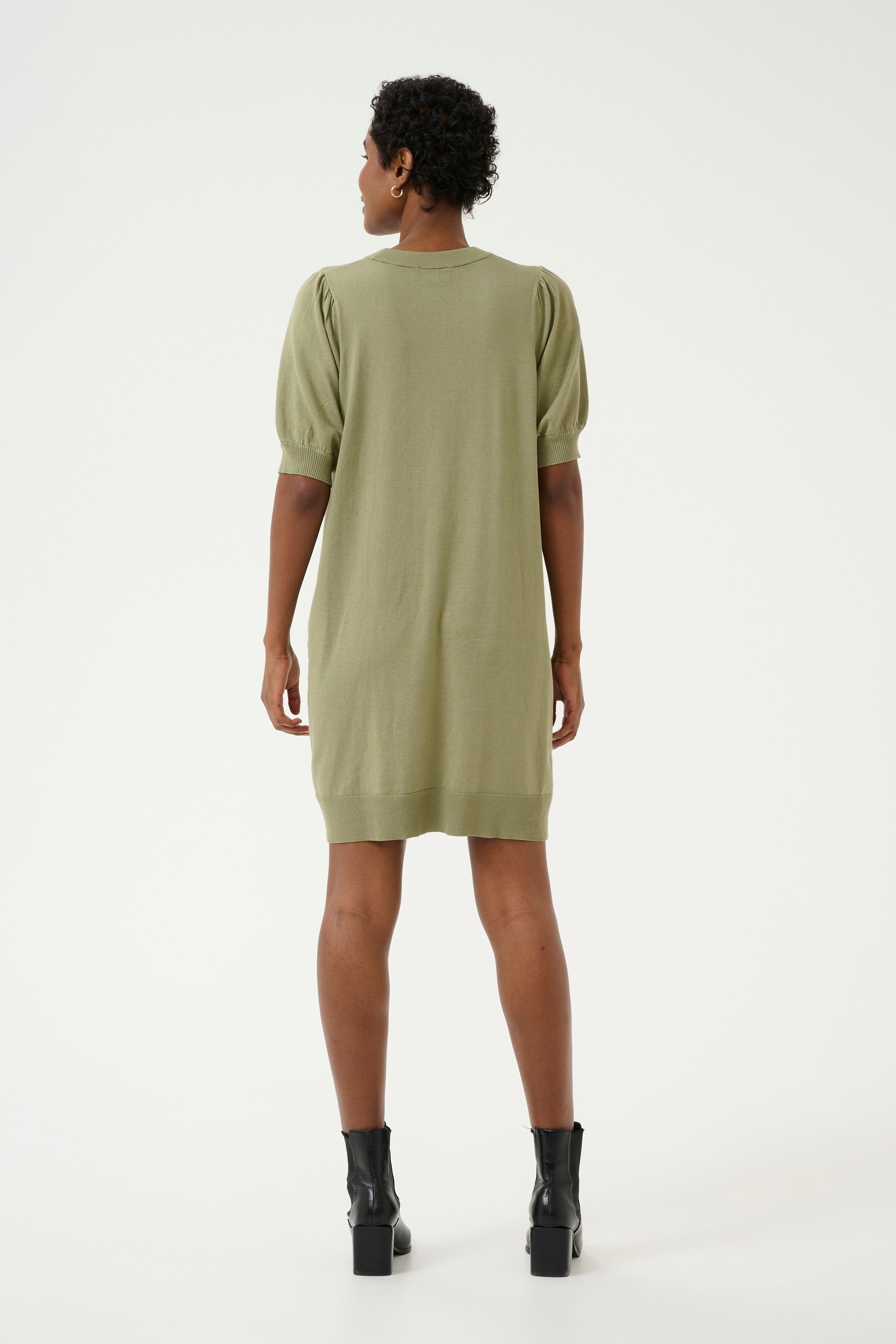 KAlizza Kjole LOOKBOOK BACK 10508378-170115