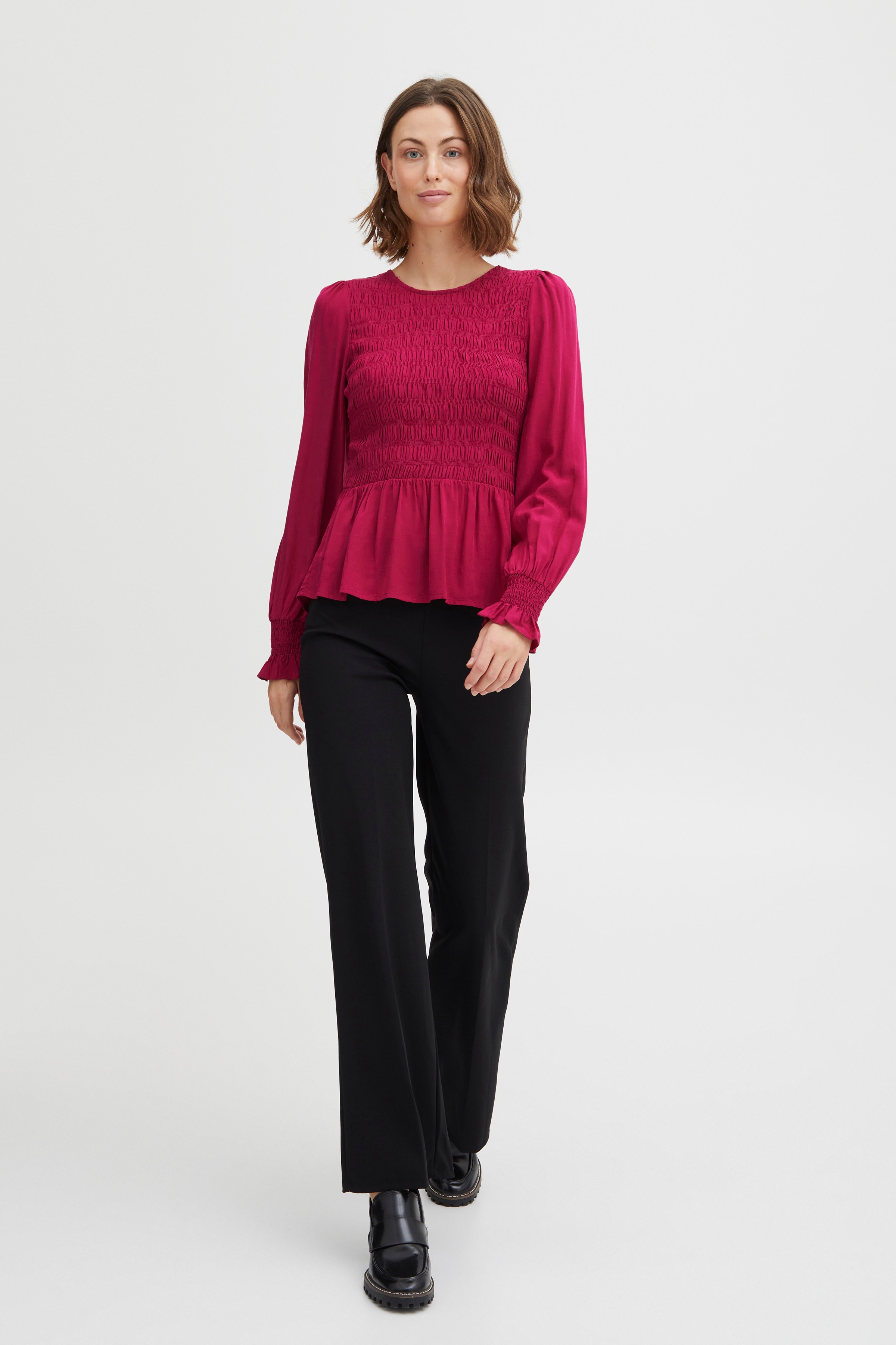 FXCIRLE Bluse LOOKBOOK FRONT 20612364-192047