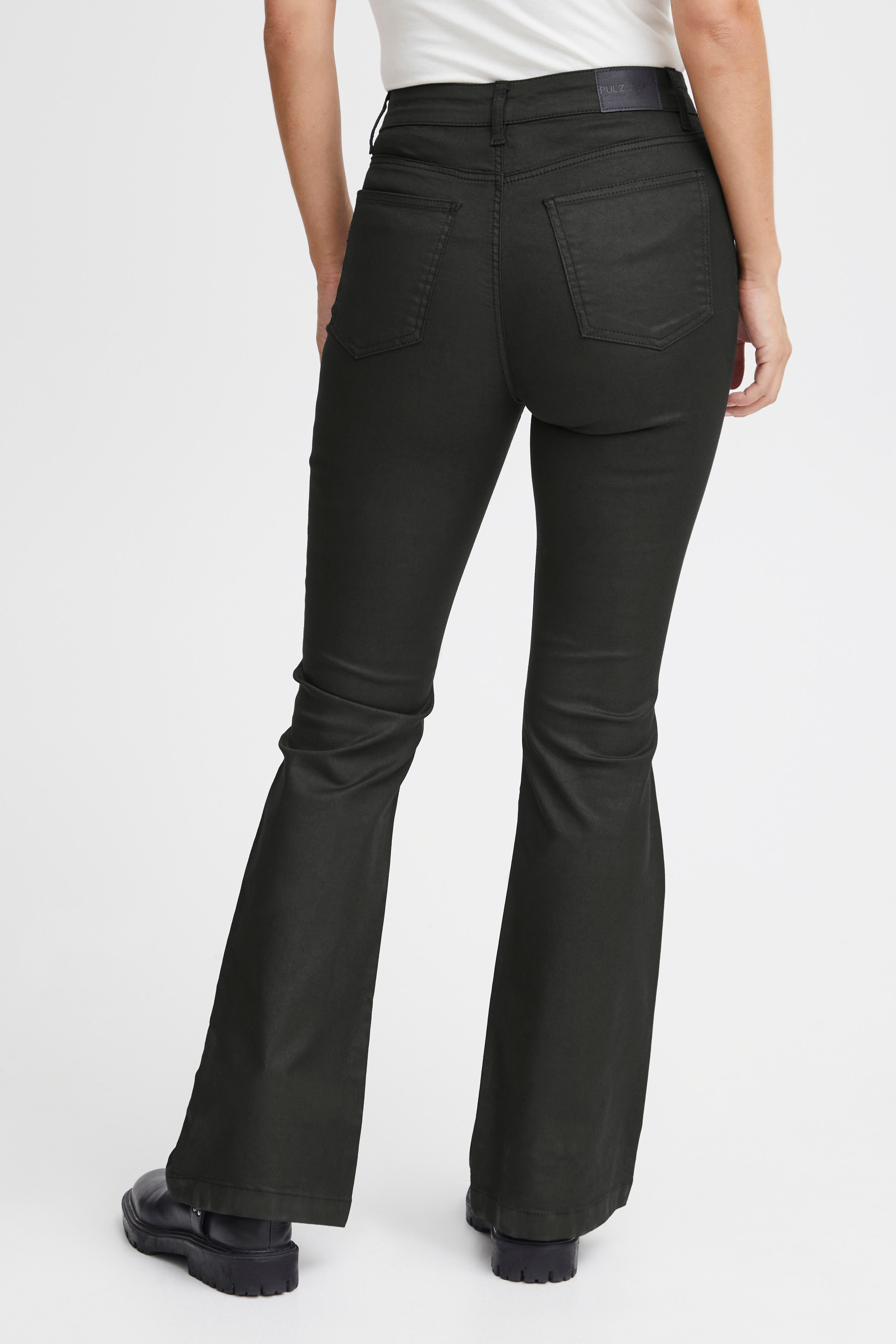 PZBECCA UHW Coated Bootcut Leg LOOKBOOK BACK 50207959-193911