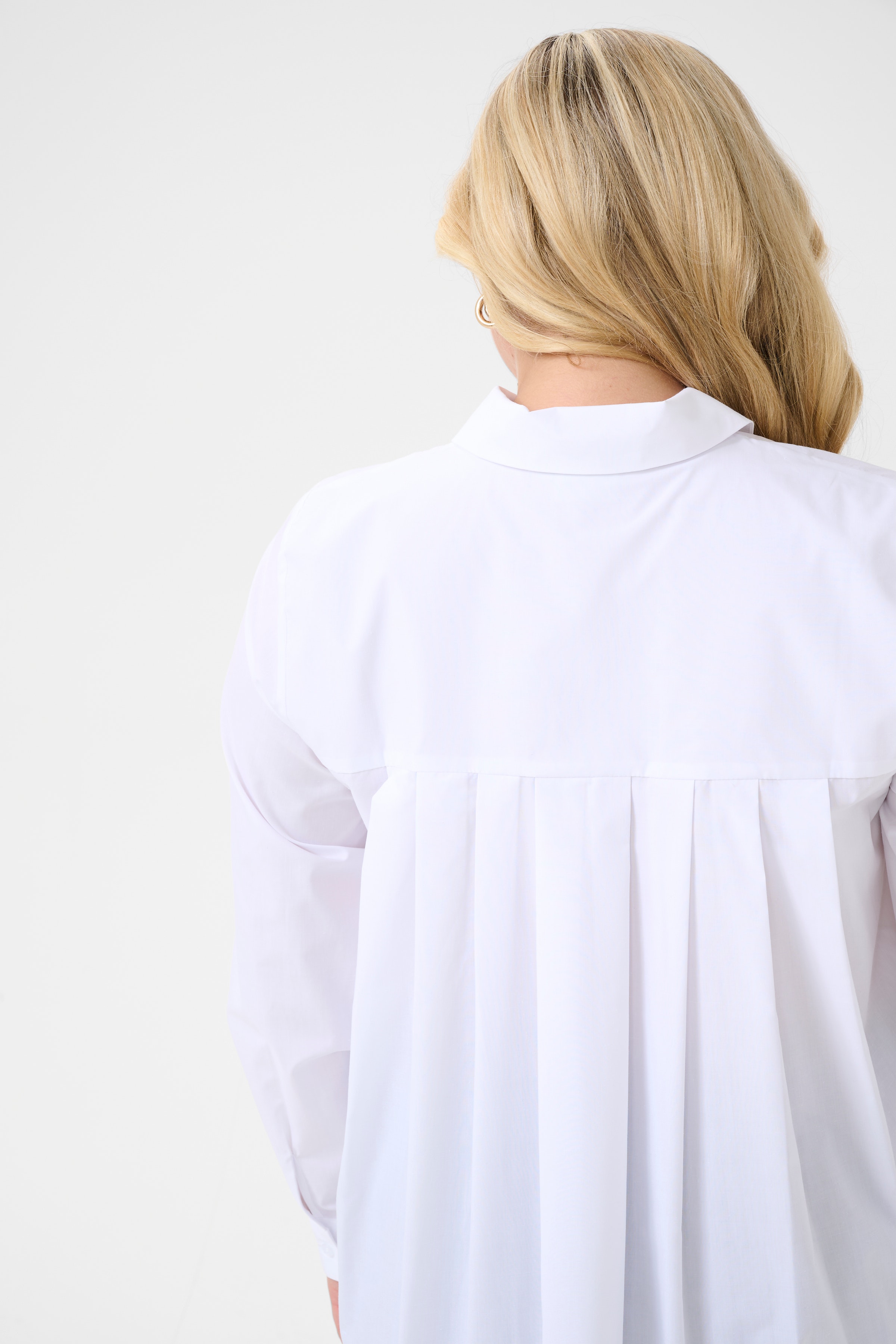KCsera Hemd LOOKBOOK DETAIL 10583430-110601