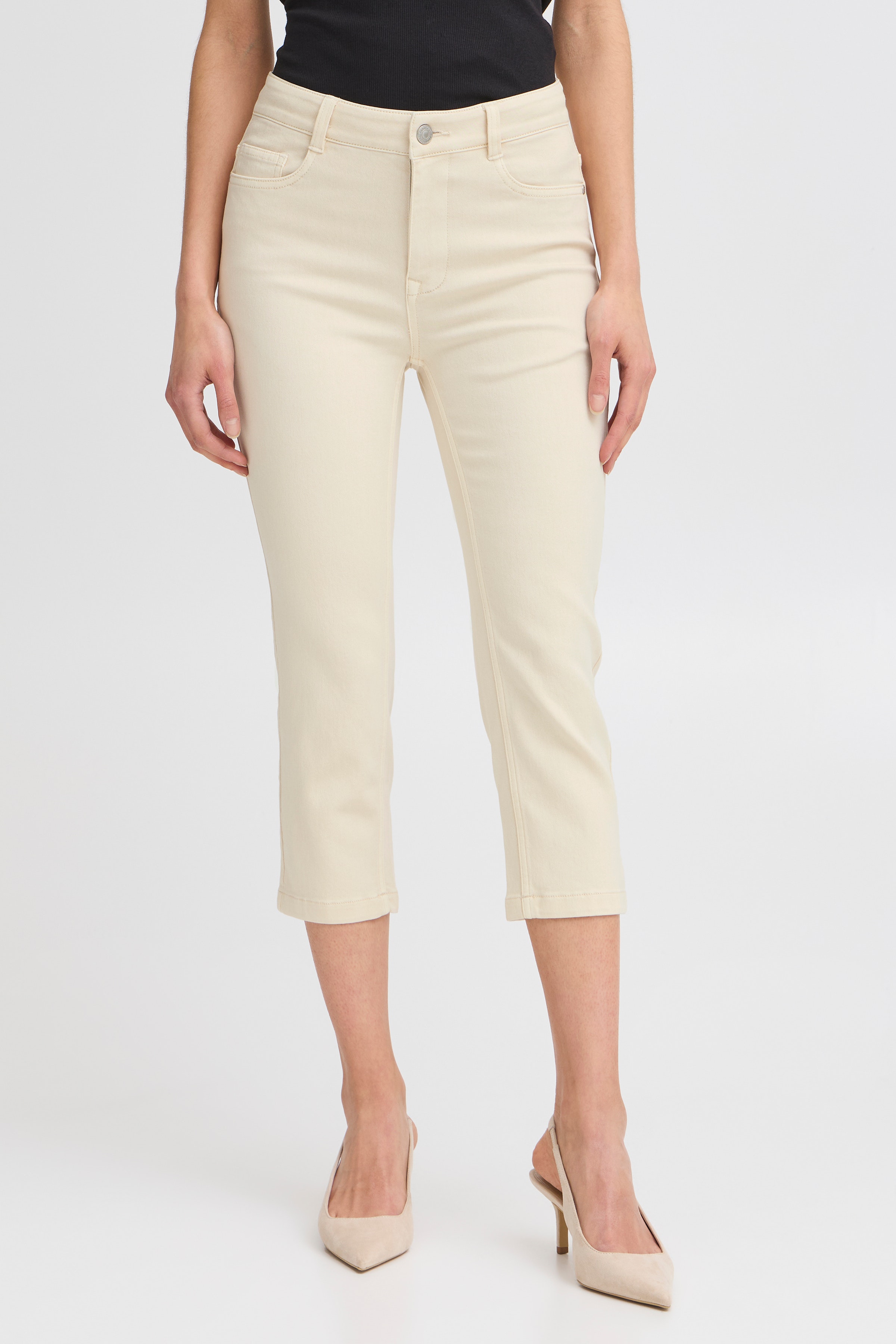 FRLUXE Capri pants LOOKBOOK FRONT 20614451-130000