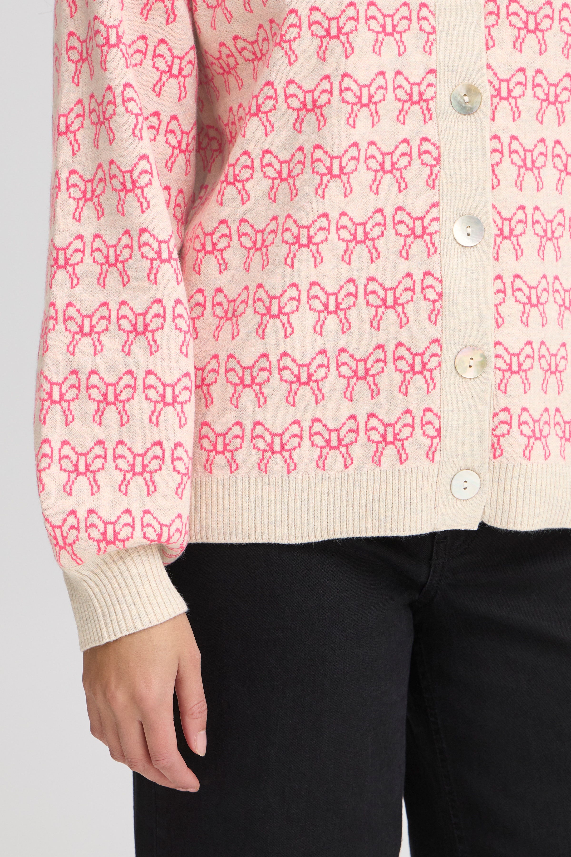 IHBRIELLE Strikket cardigan LOOKBOOK DETAIL 20122600-204825