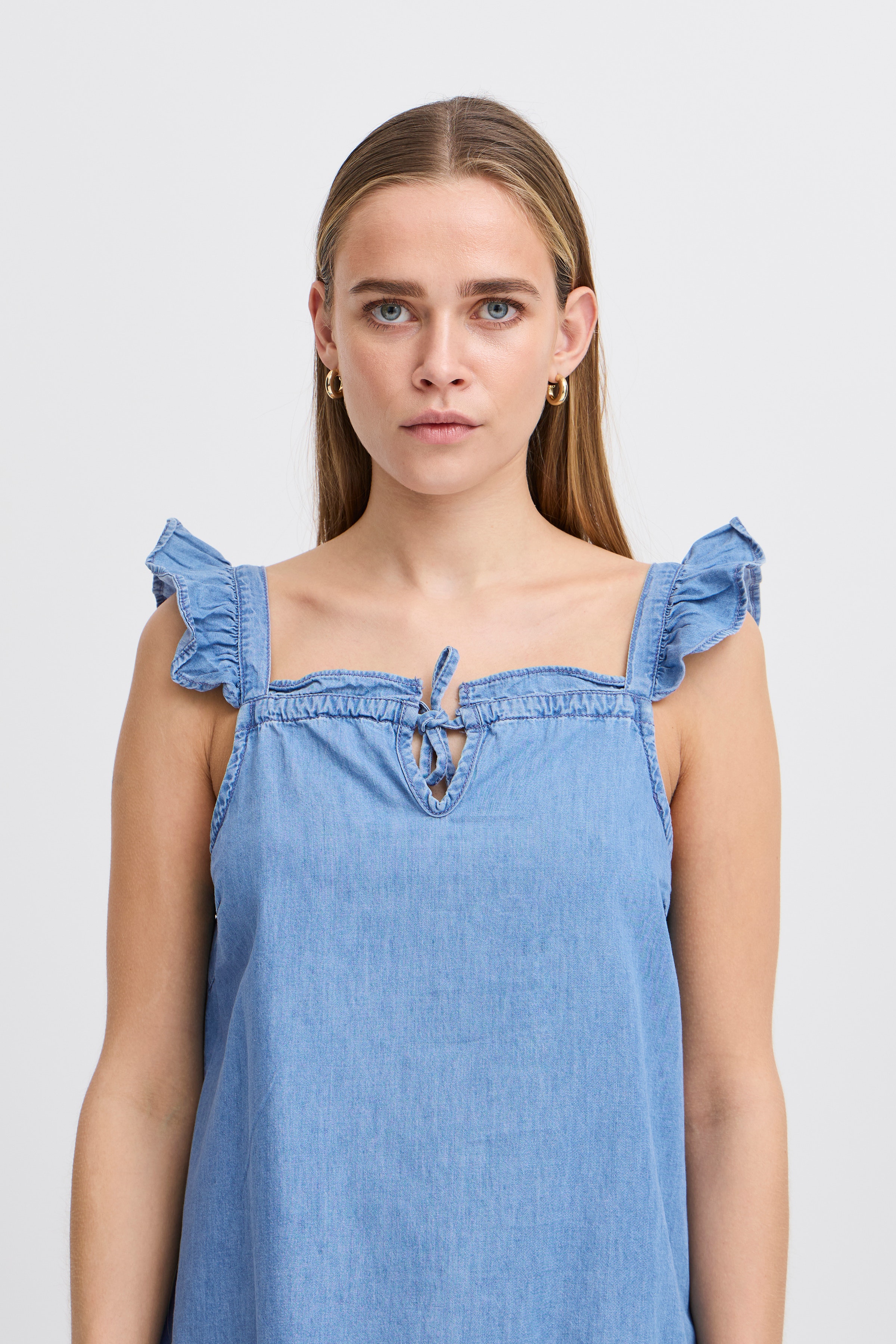 Kortermet bluse LOOKBOOK DETAIL 20122681-204346