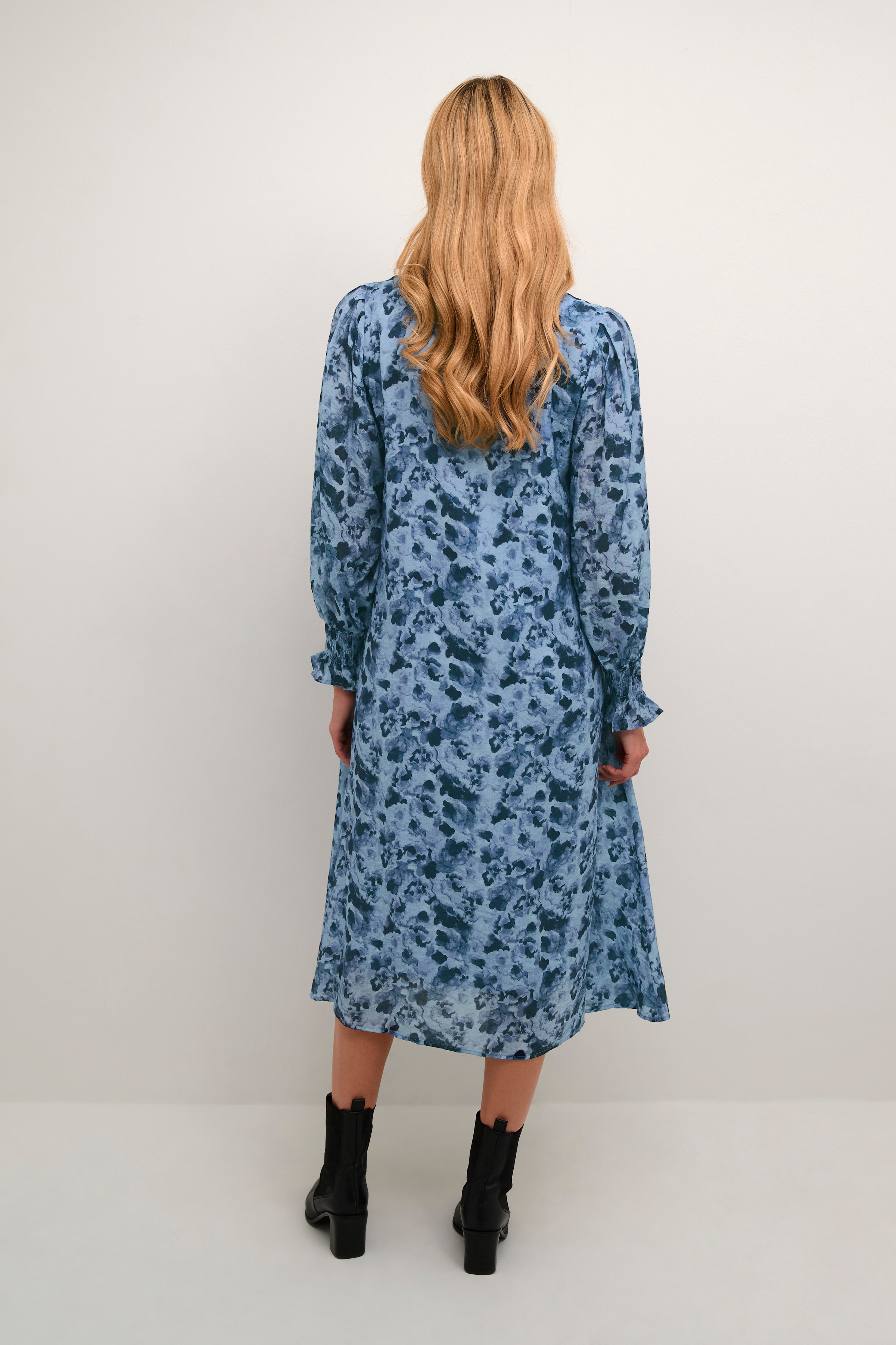 KAsus Kjole LOOKBOOK BACK 10508171-105268