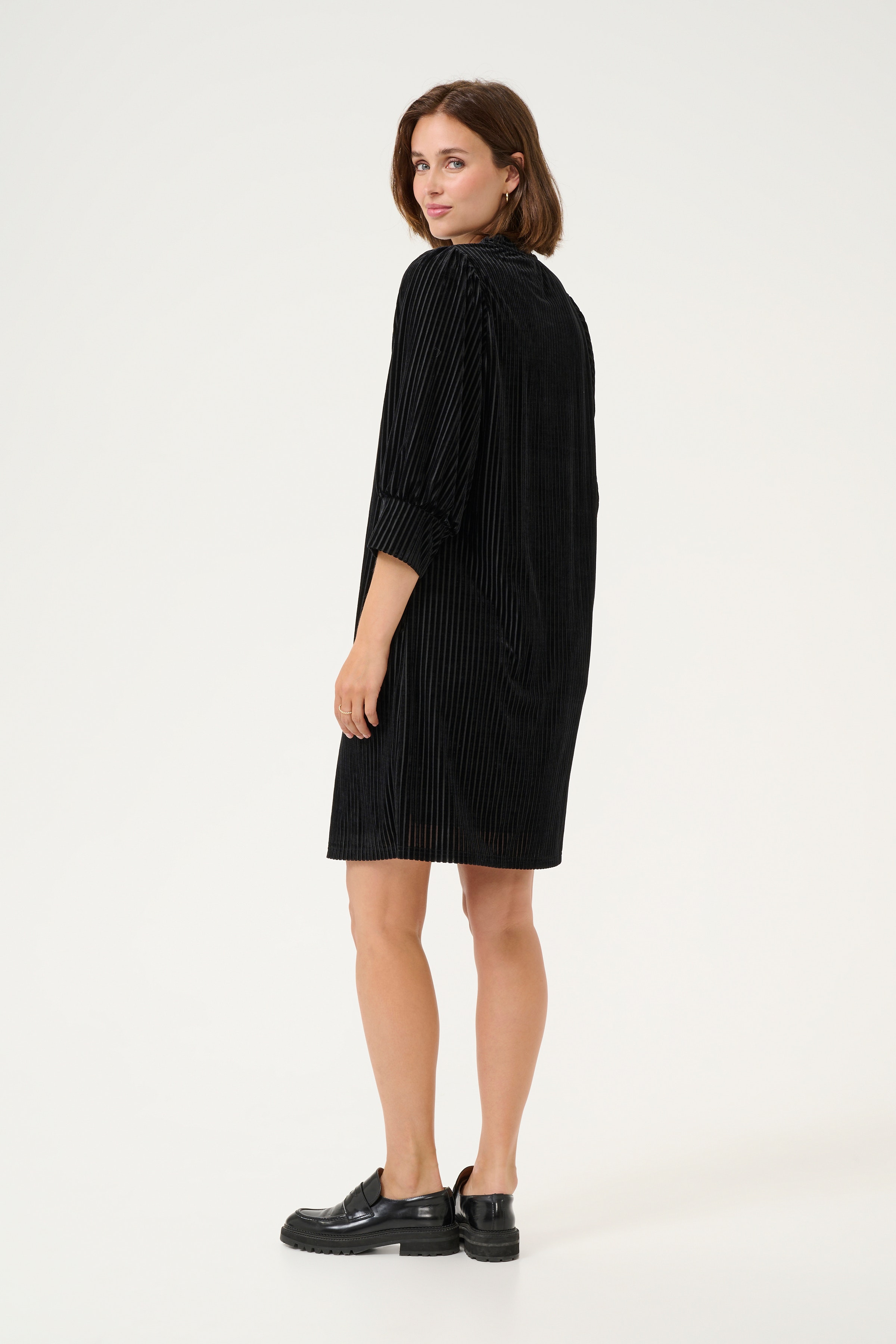 KAcaca Kjole LOOKBOOK BACK 10509795-106480