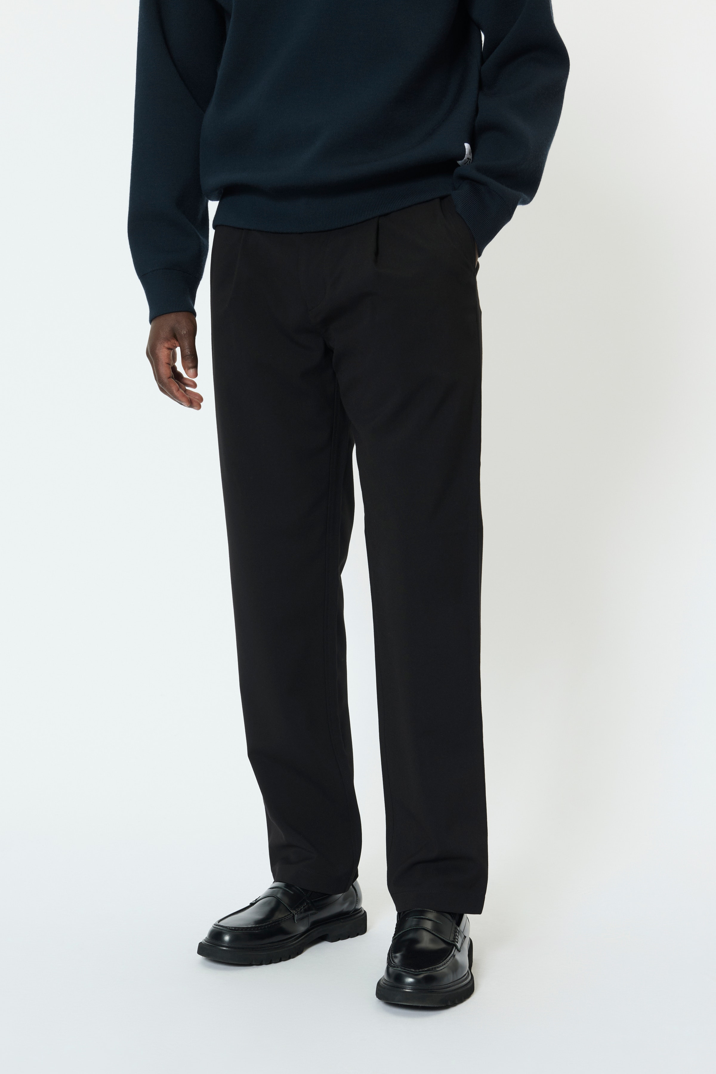 MAhart Bukser LOOKBOOK FRONT 30208992-300275