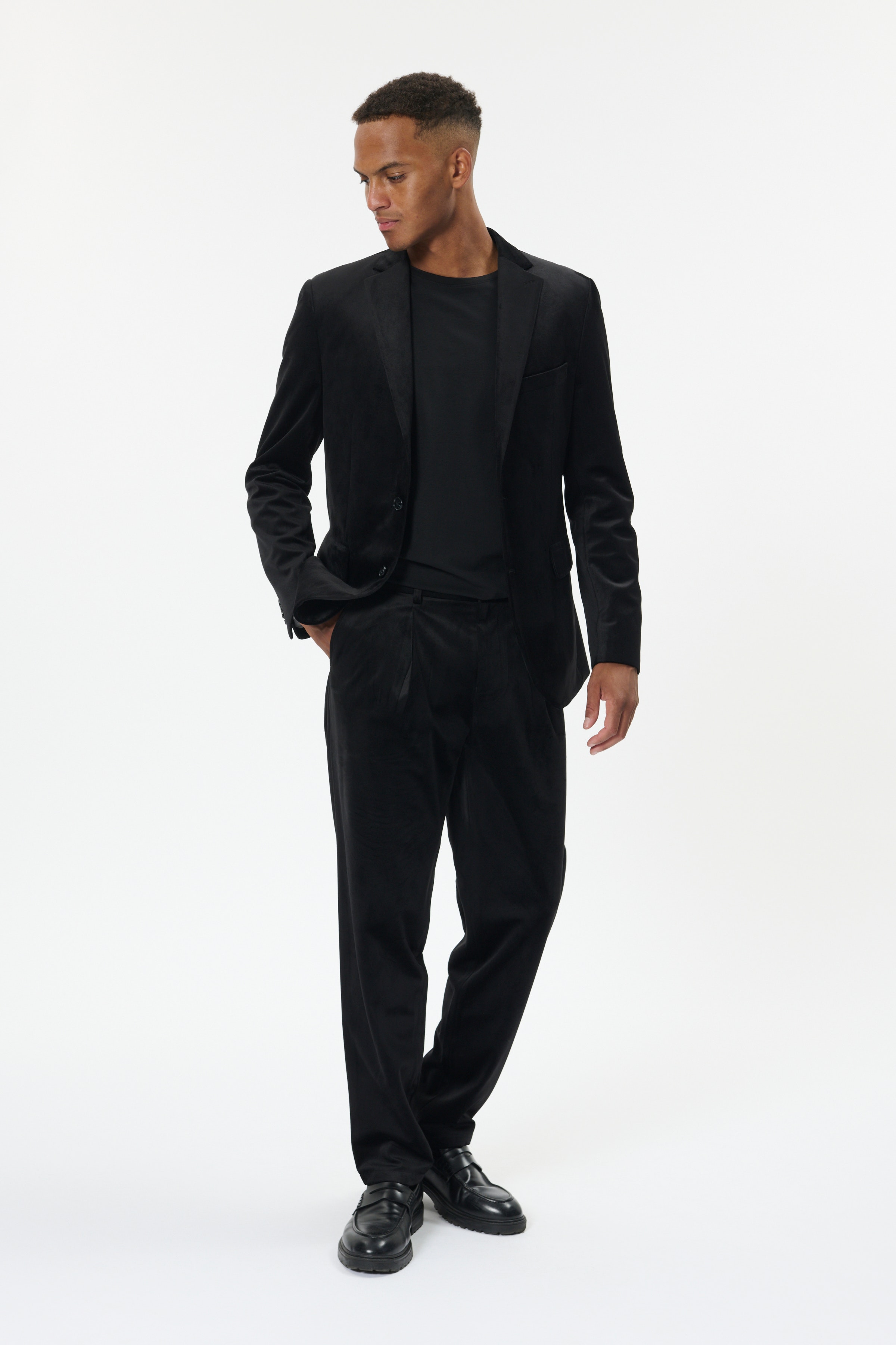 MAkian Velourbyxor LOOKBOOK FRONT 30208786-300275