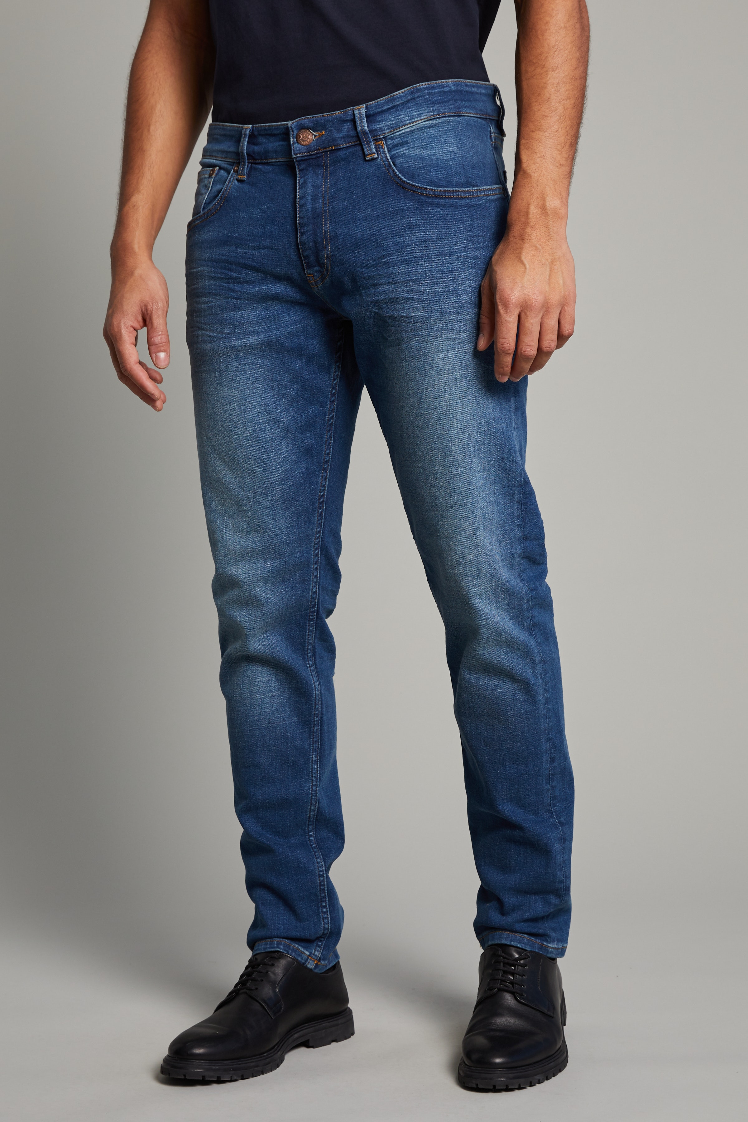 Priston Jeans LOOKBOOK FRONT 30204157-28003