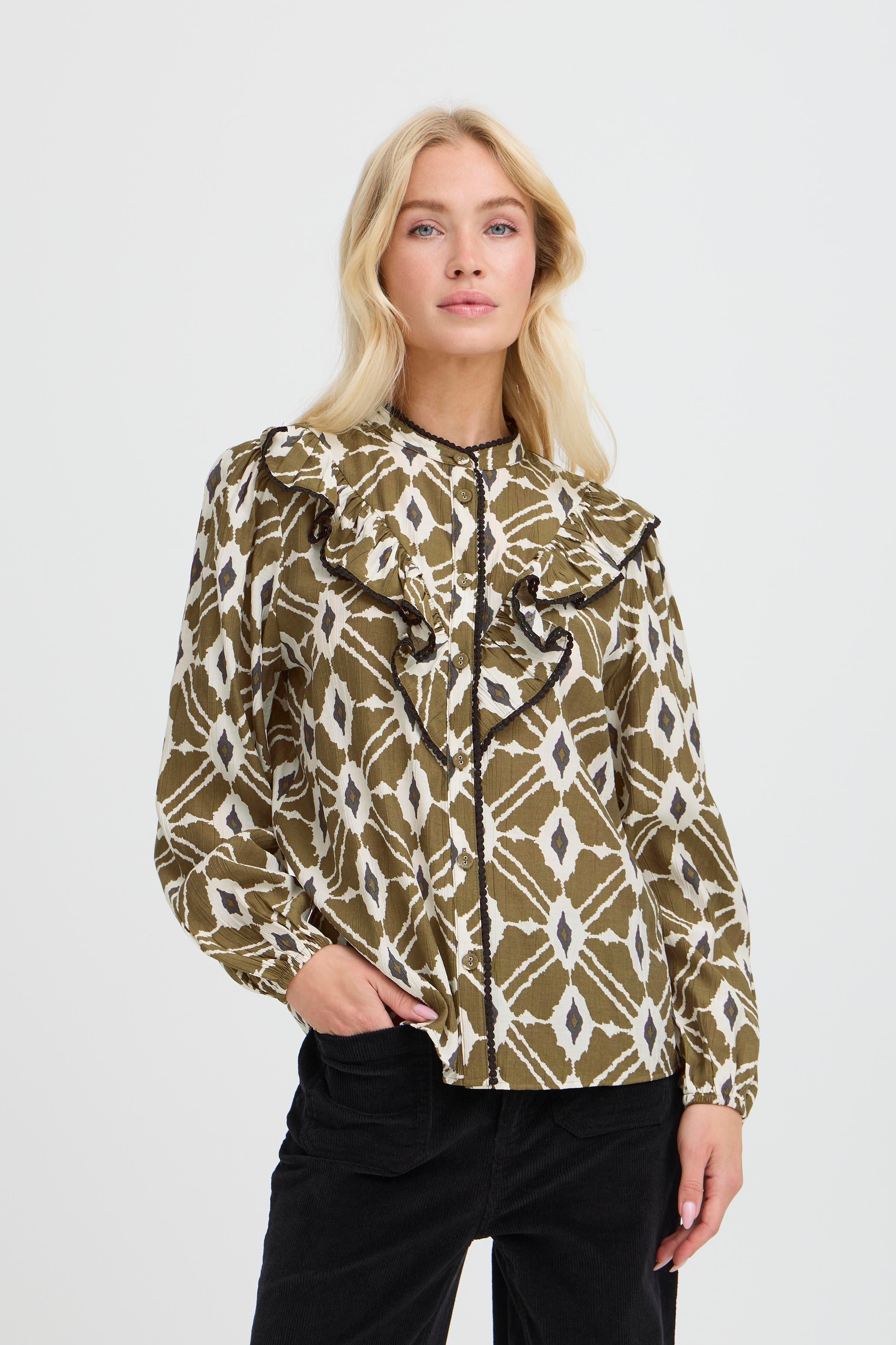 BYINABA Skjorta LOOKBOOK FRONT 20818167-900002207